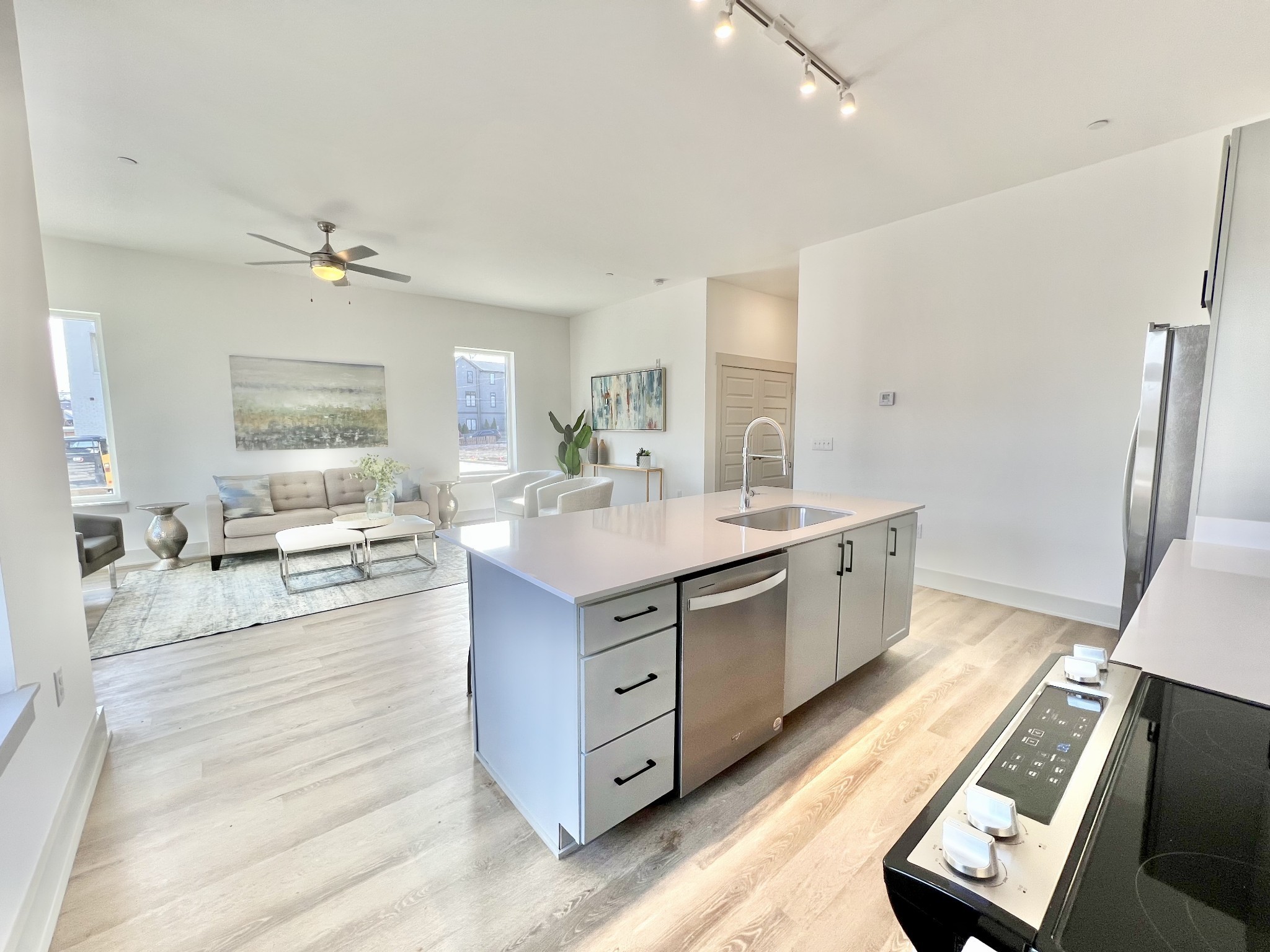 542 Southgate Ave Unit: 104