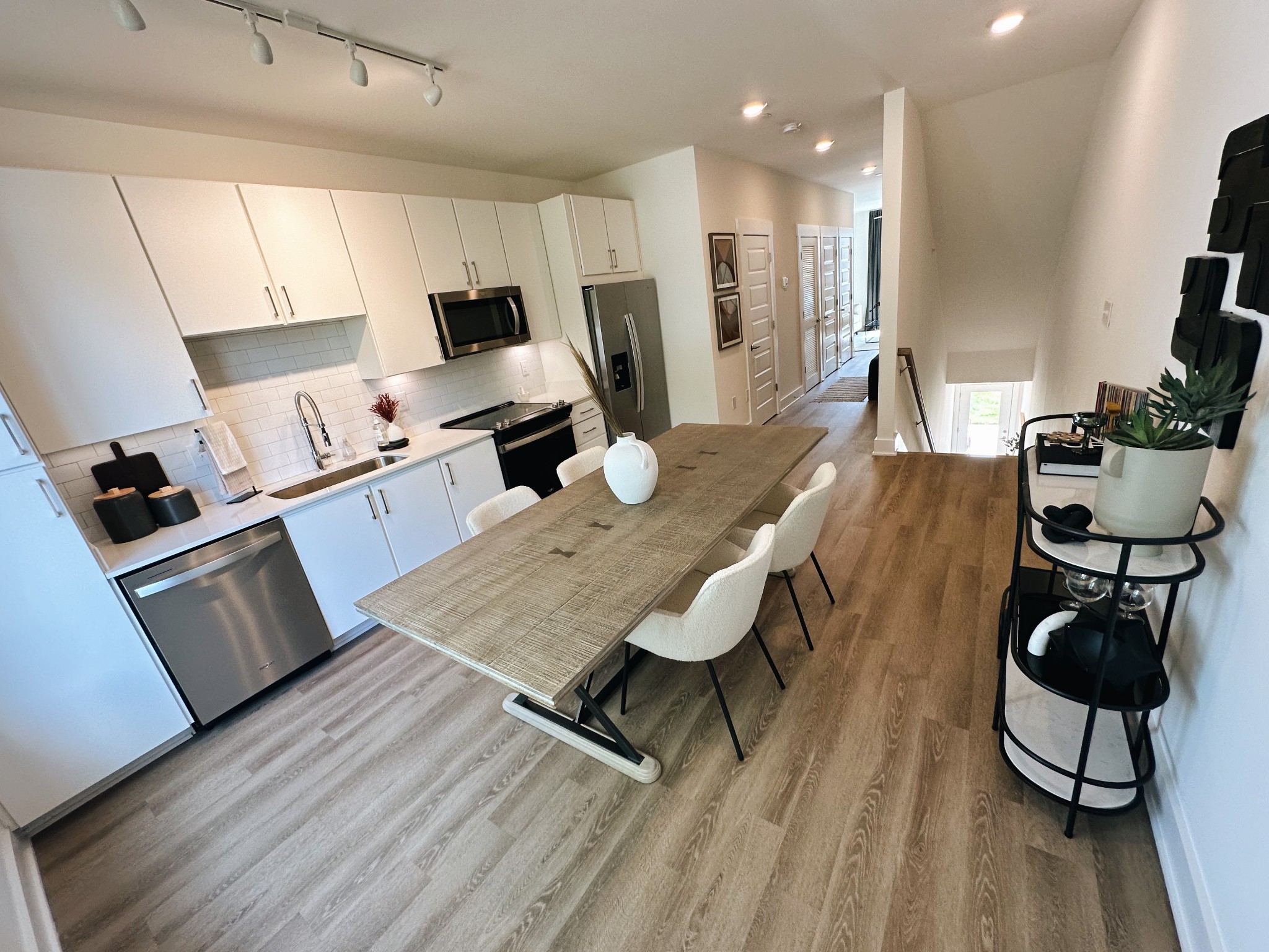 542 Southgate Ave Unit: 223