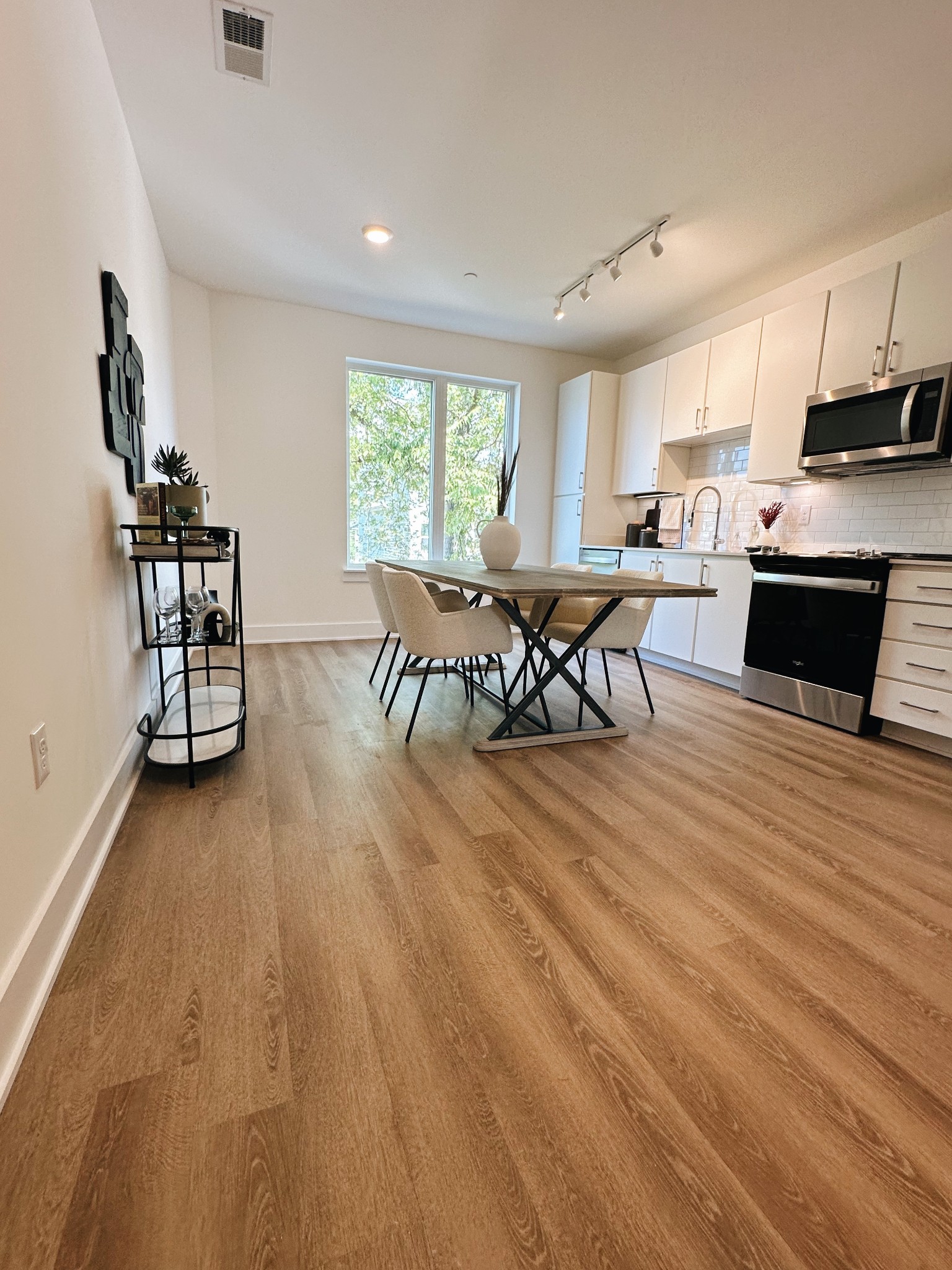 542 Southgate Ave Unit: 223