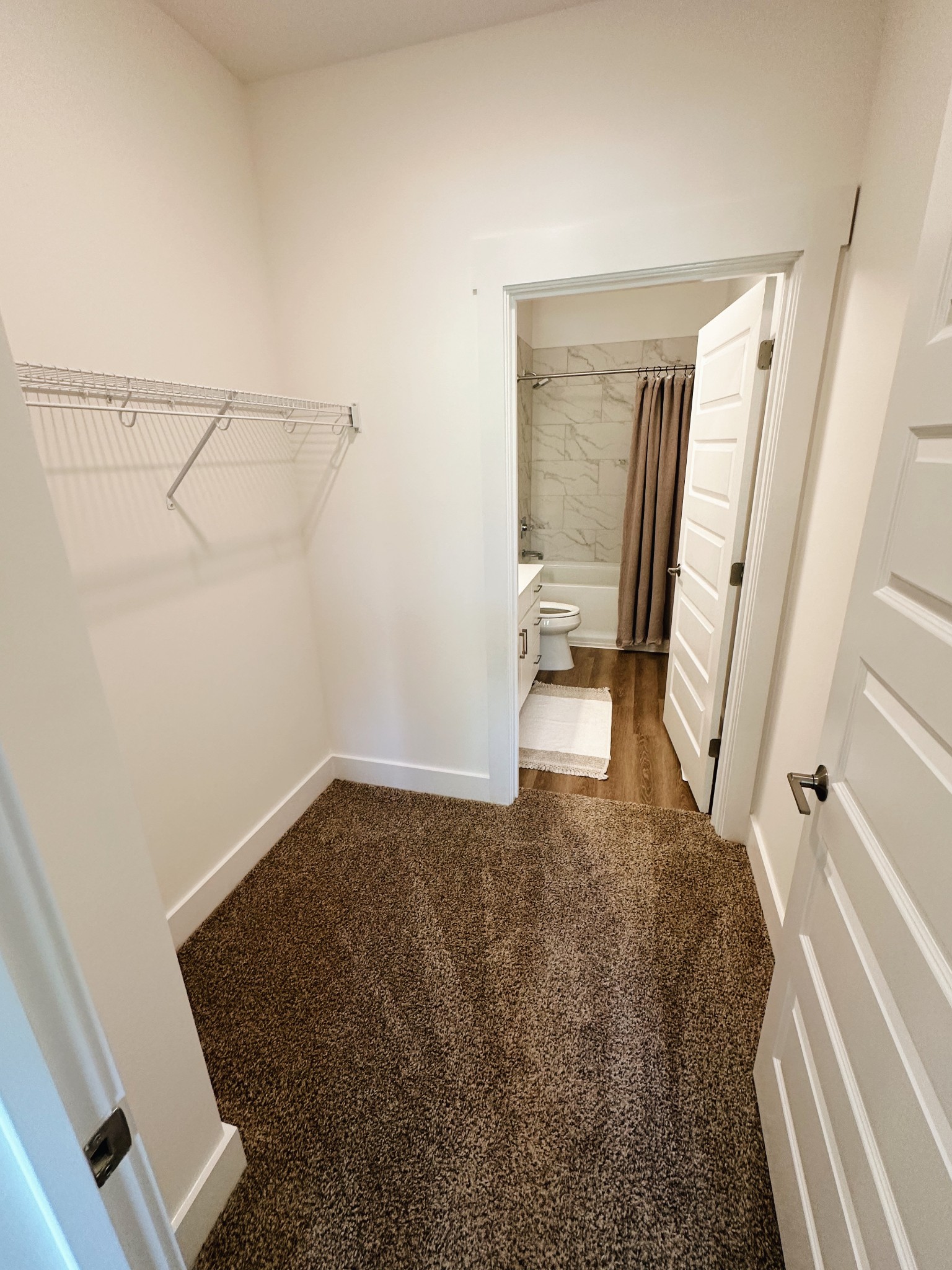 542 Southgate Ave Unit: 223