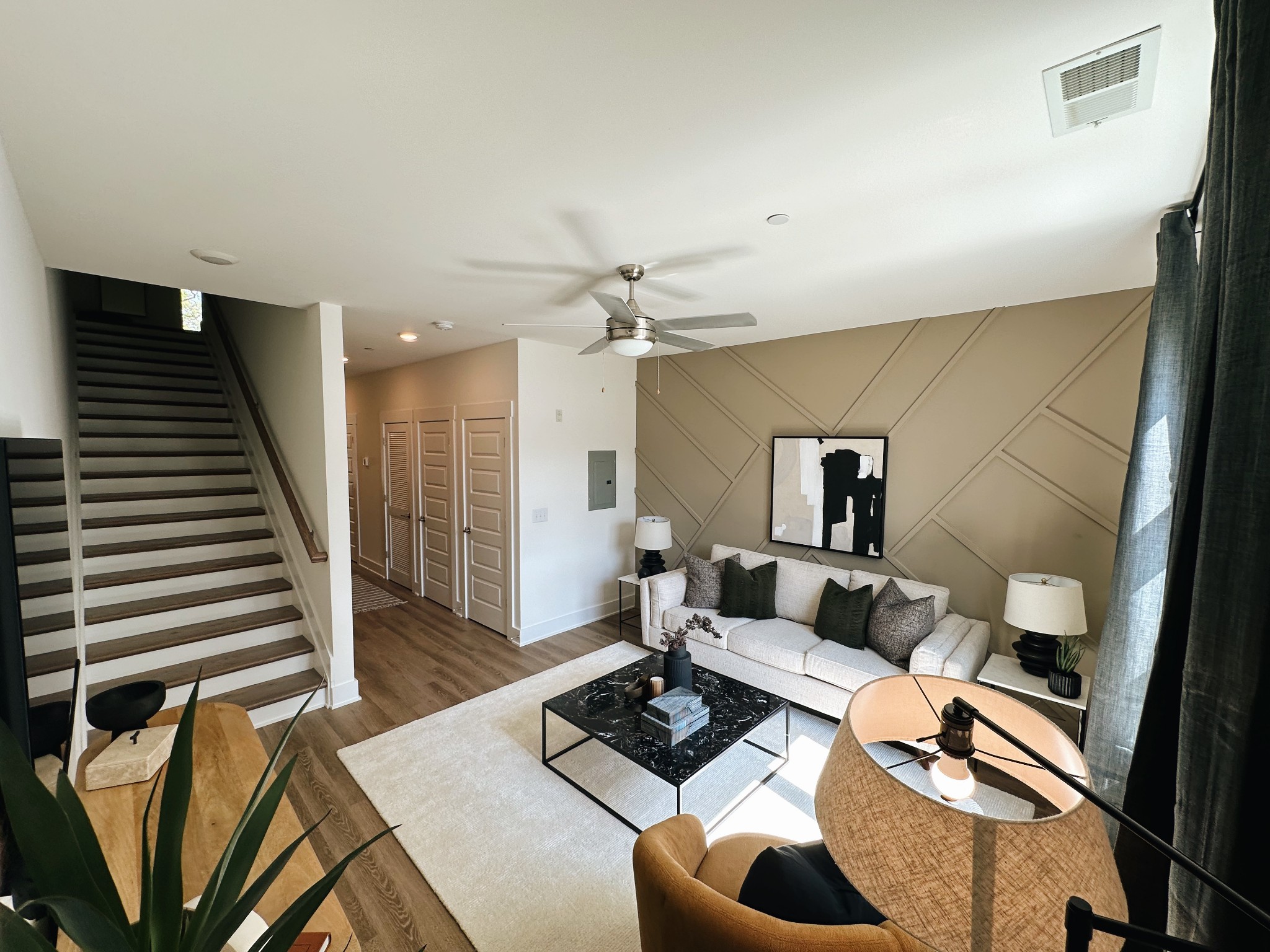 542 Southgate Ave Unit: 223