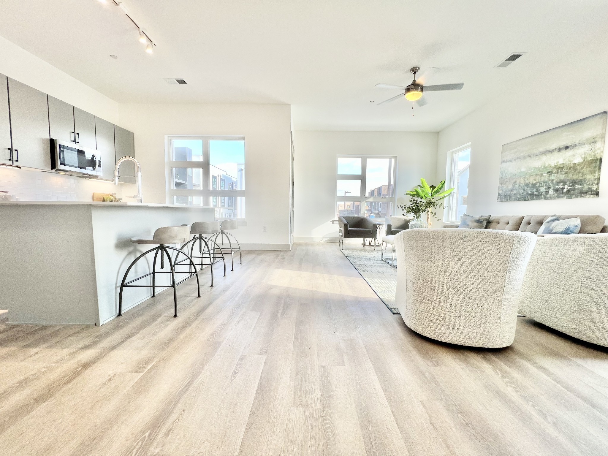 542 Southgate Ave Unit: 304