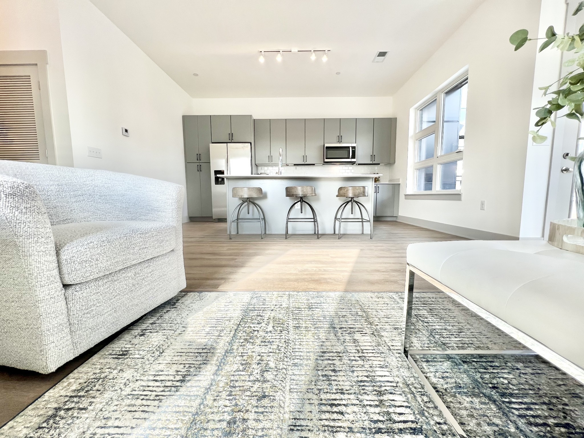 542 Southgate Ave Unit: 304