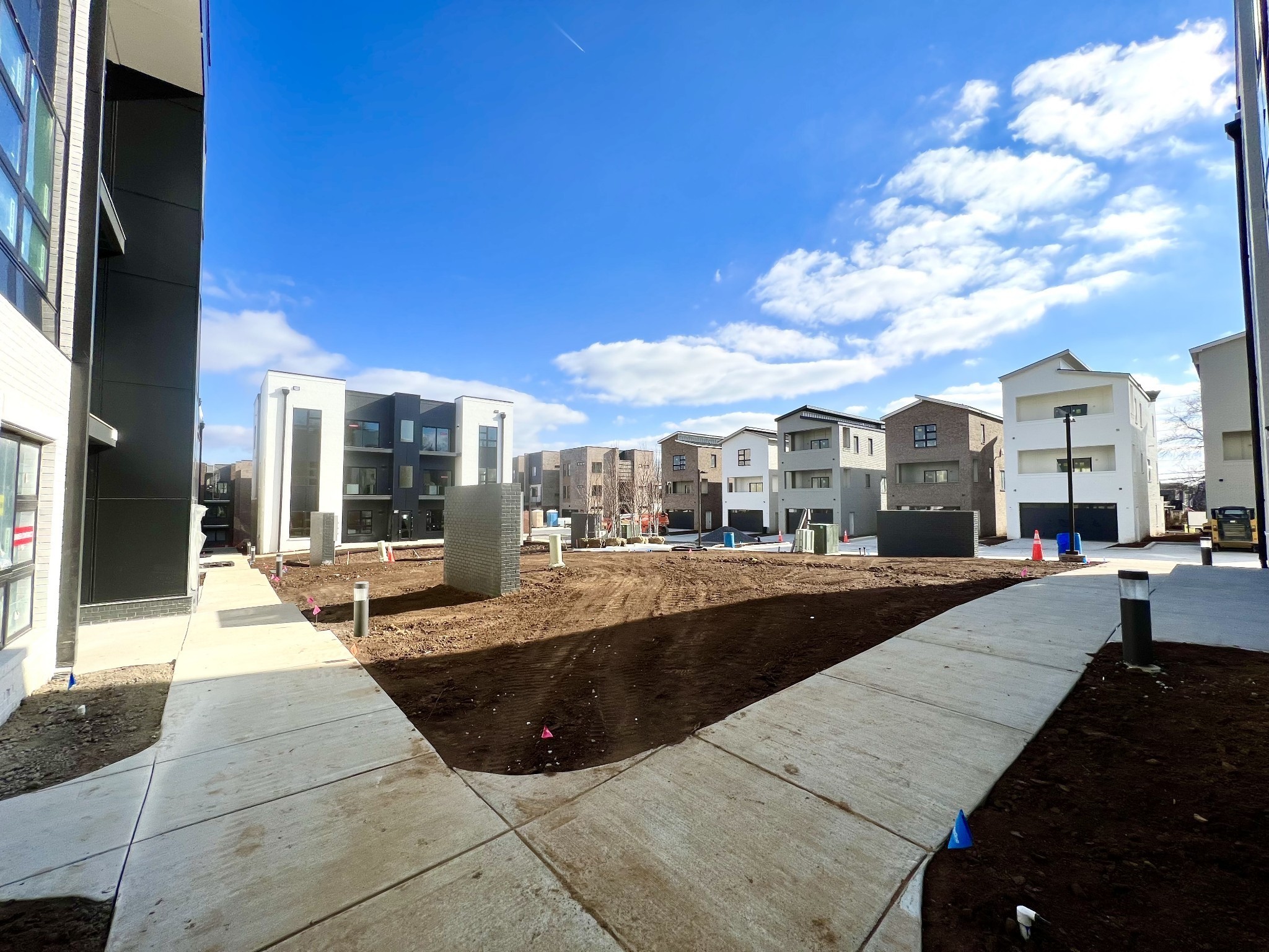 542 Southgate Ave Unit: 304