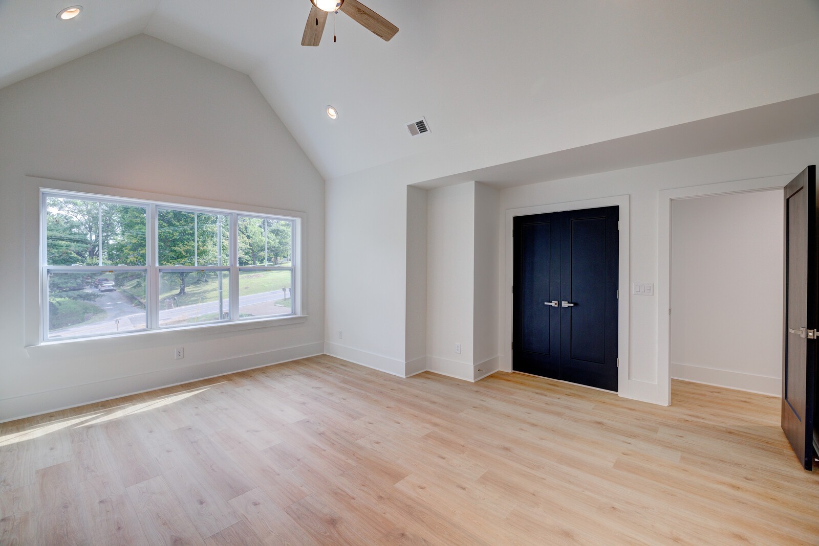 357 Willard Dr