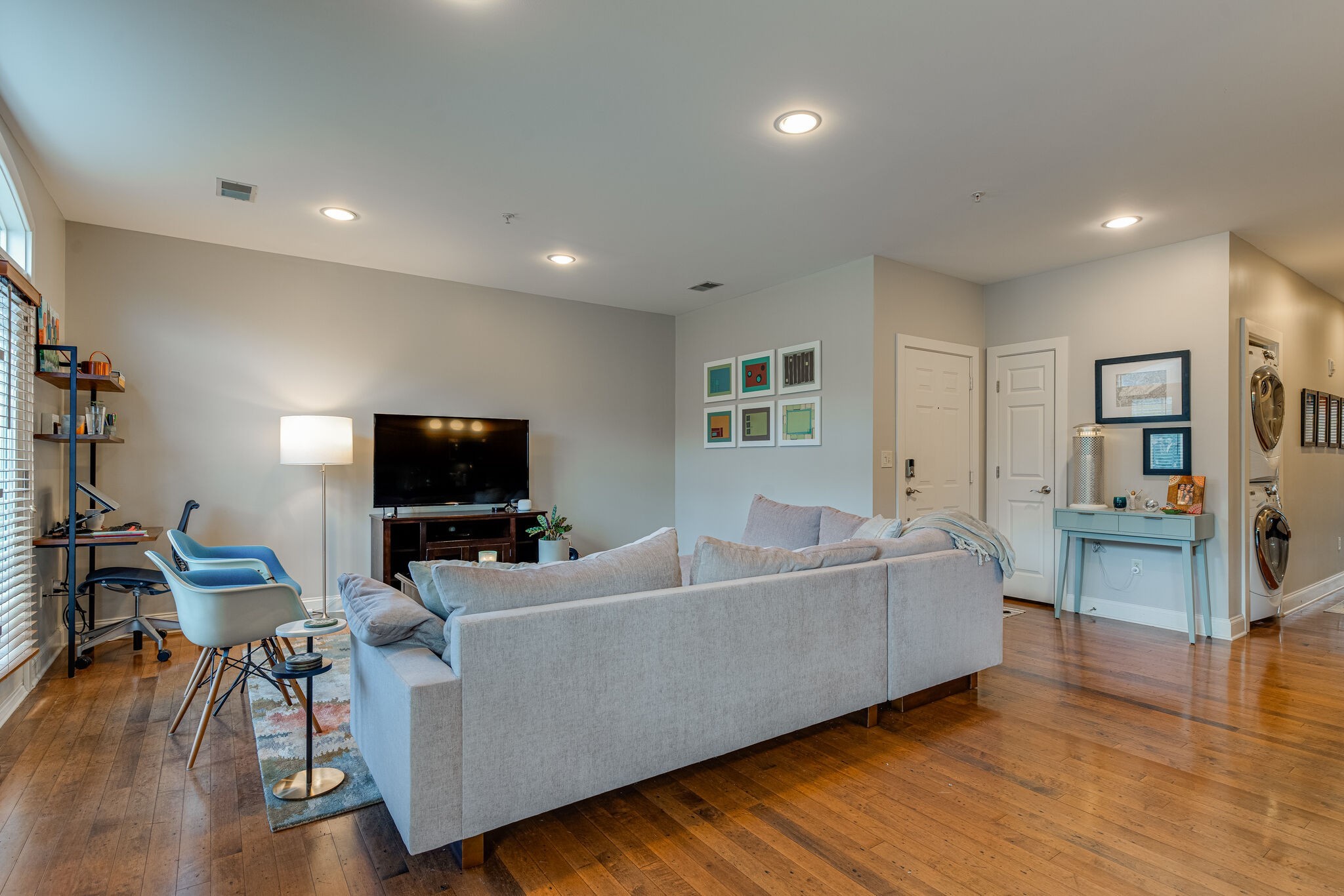 760 Wedgewood Park Unit: 203