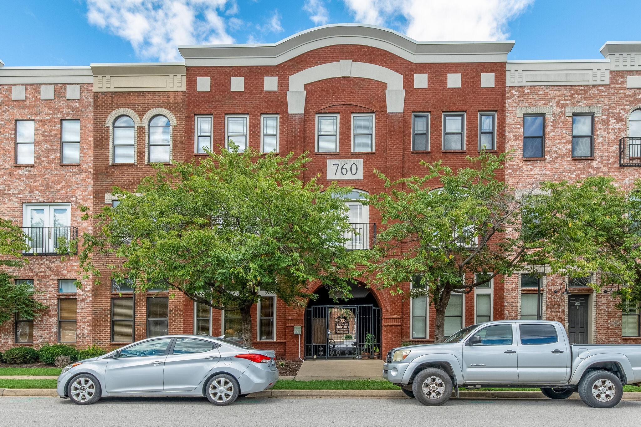 760 Wedgewood Park Unit: 203