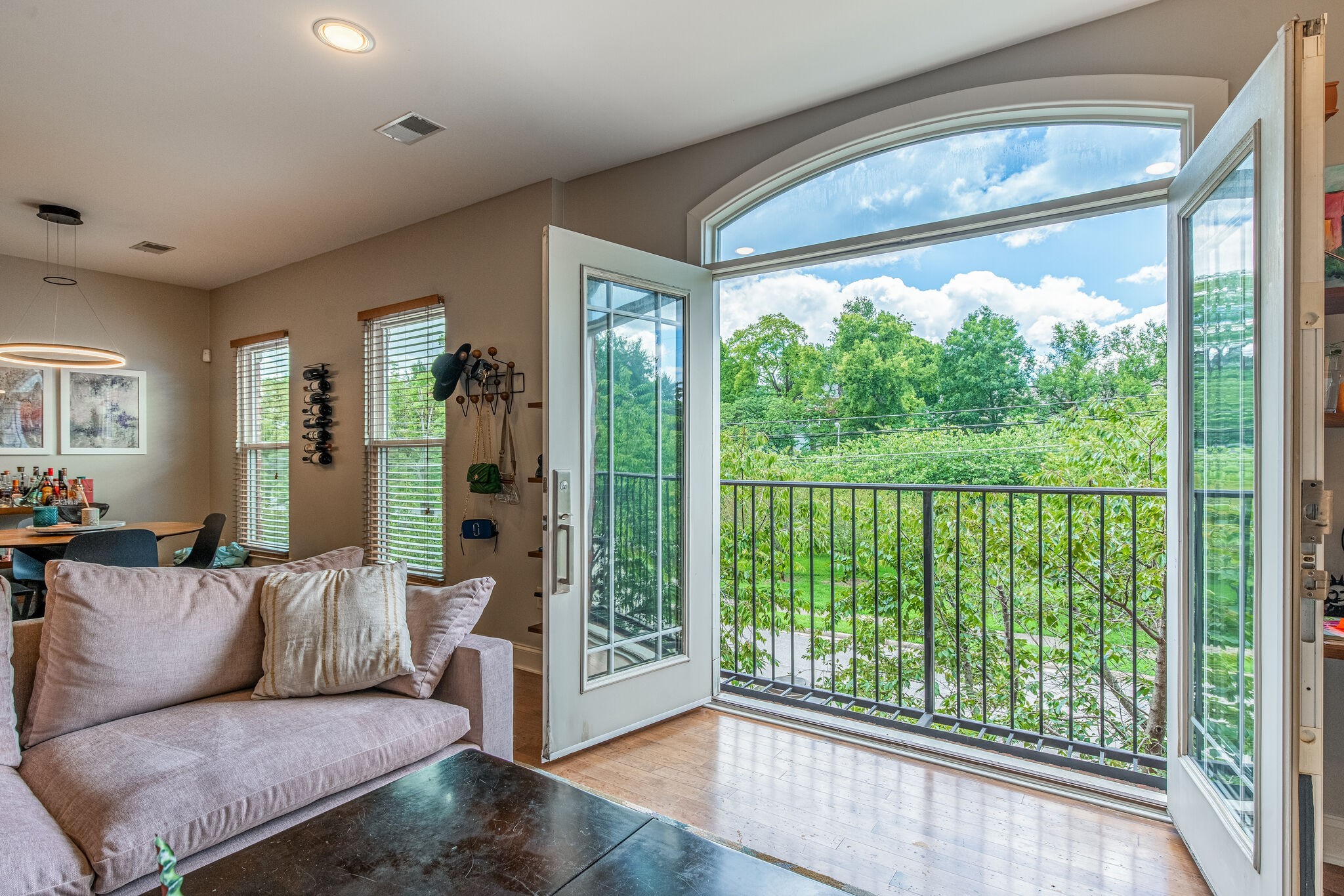 760 Wedgewood Park Unit: 203