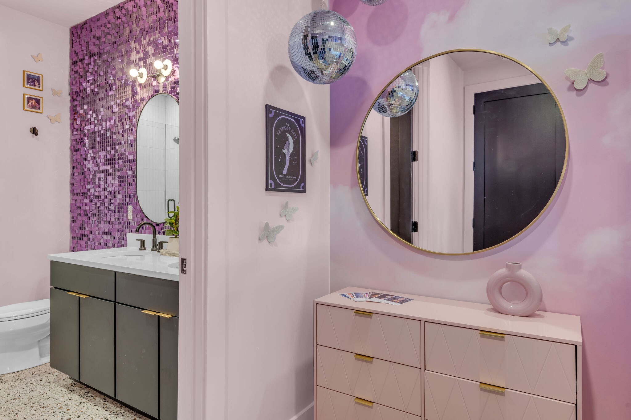 245 Hermitage Ave #306