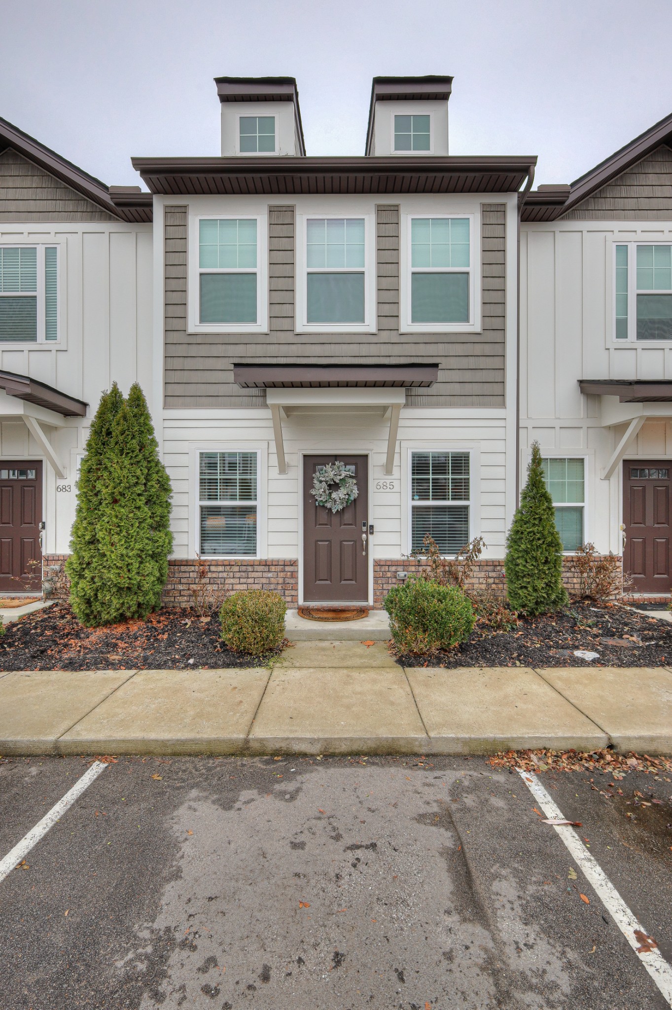 685 Bristol Creek Dr