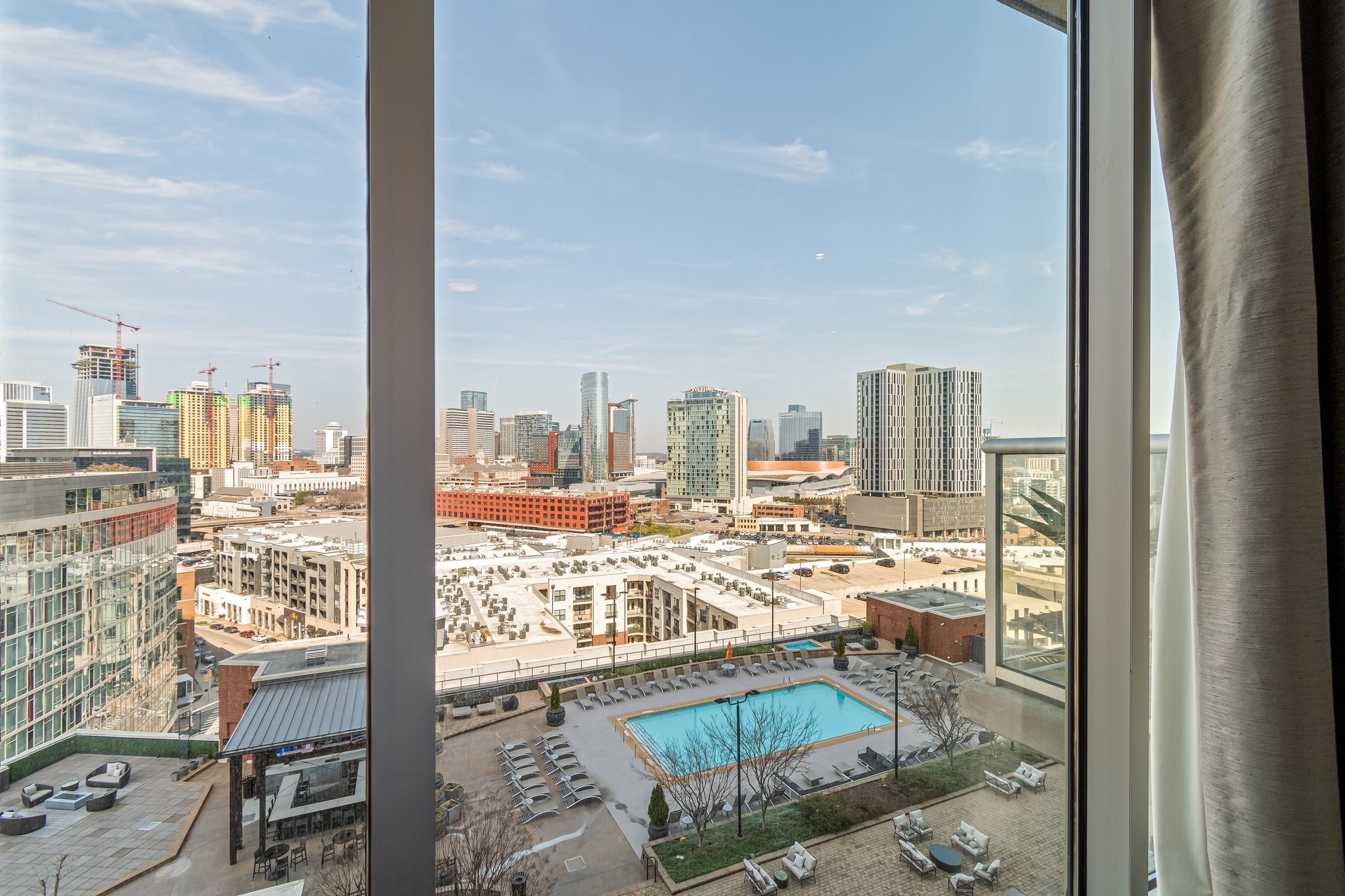 600 12th Ave, S Unit: 1507