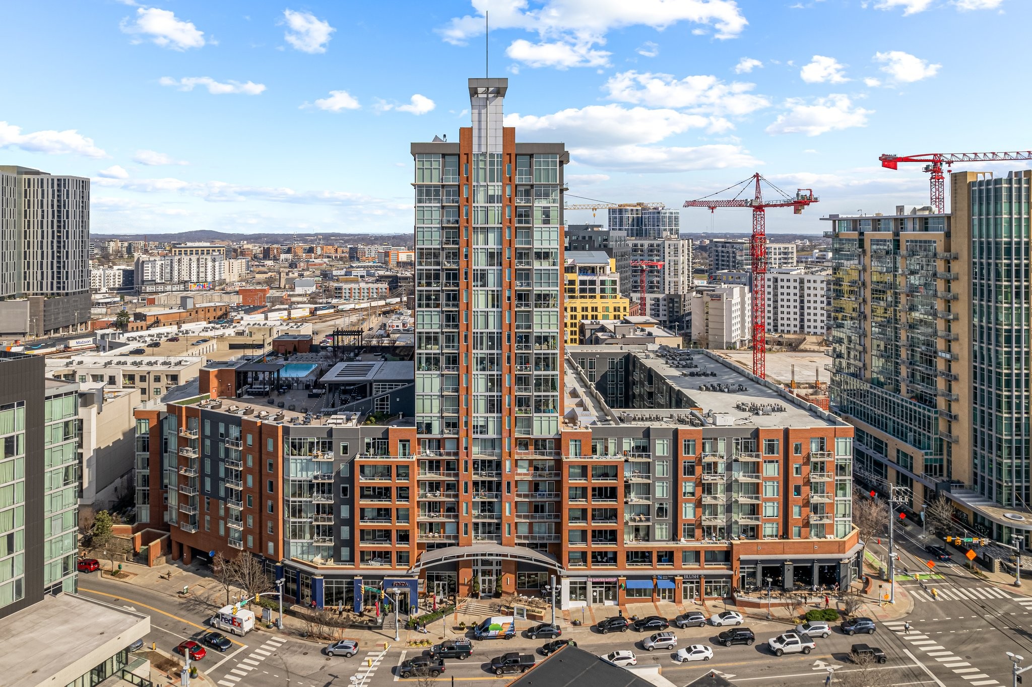 600 12th Ave, S Unit: 1507