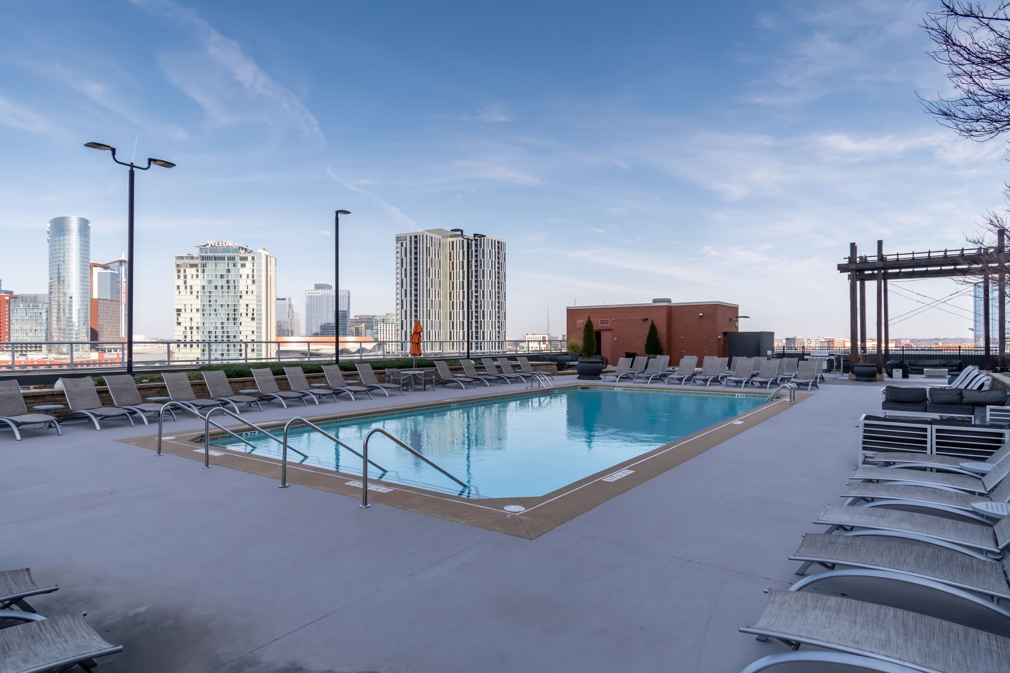 600 12th Ave, S Unit: 1507