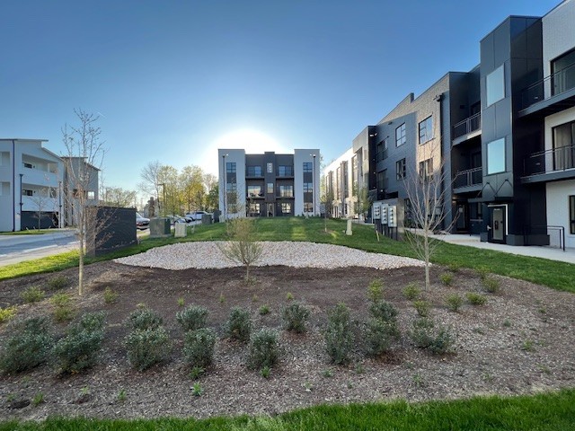 542 Southgate Ave Unit: 220