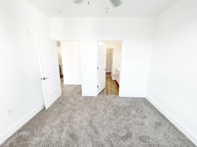 542 Southgate Ave Unit: 220