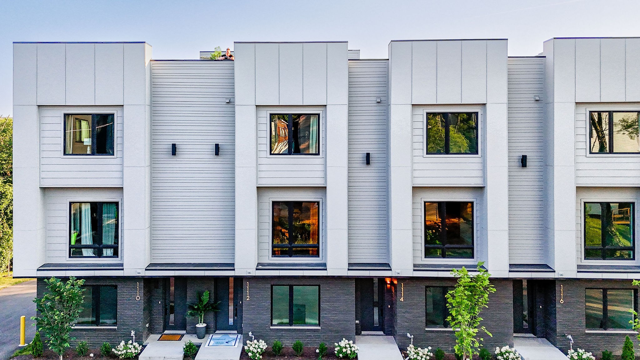 1114 Spurgeon Avenue