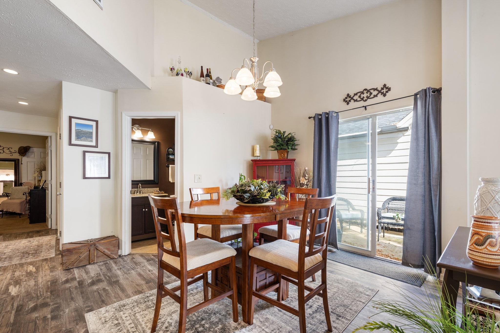 2523 Sonar St