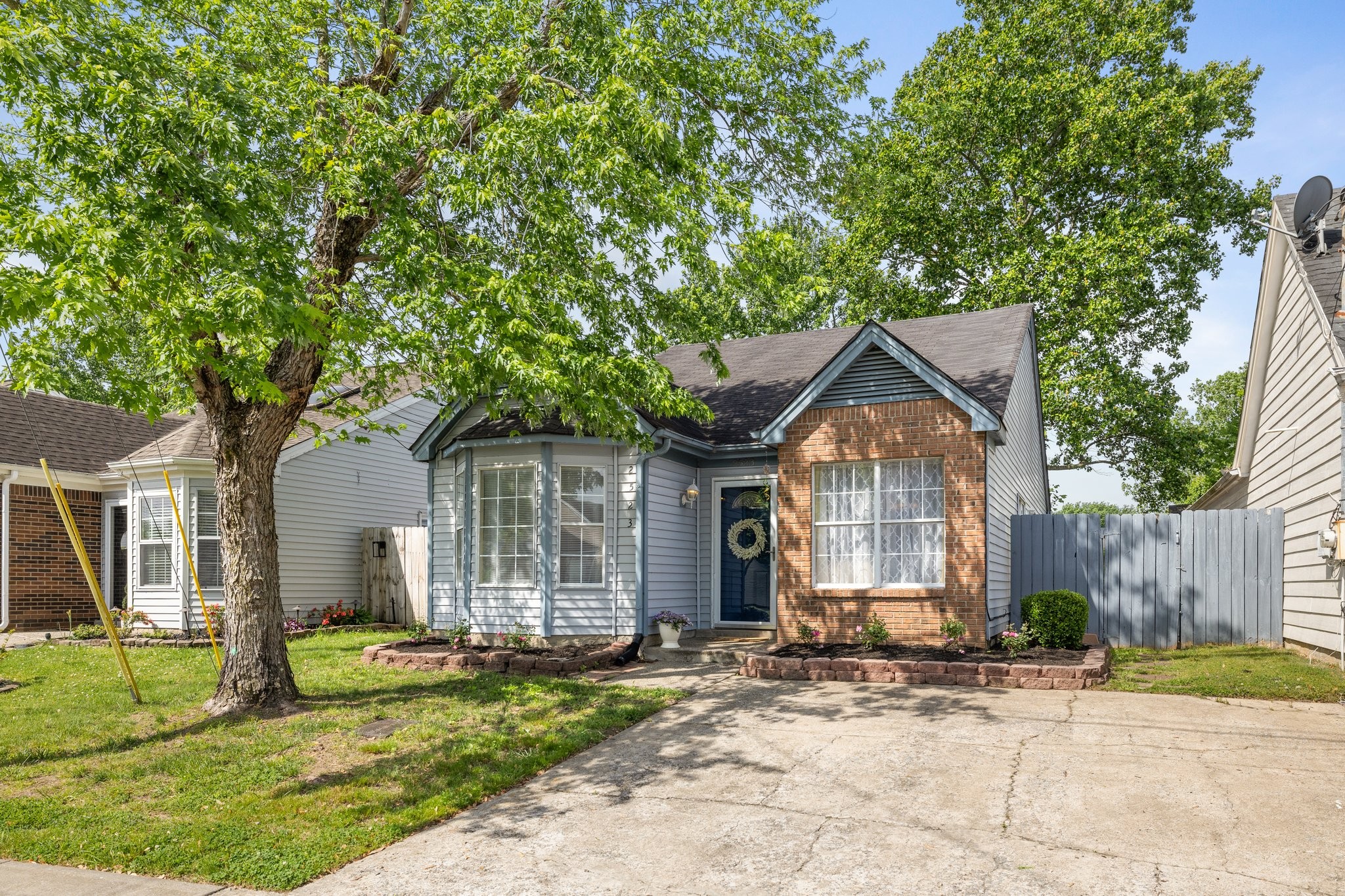 2523 Sonar St