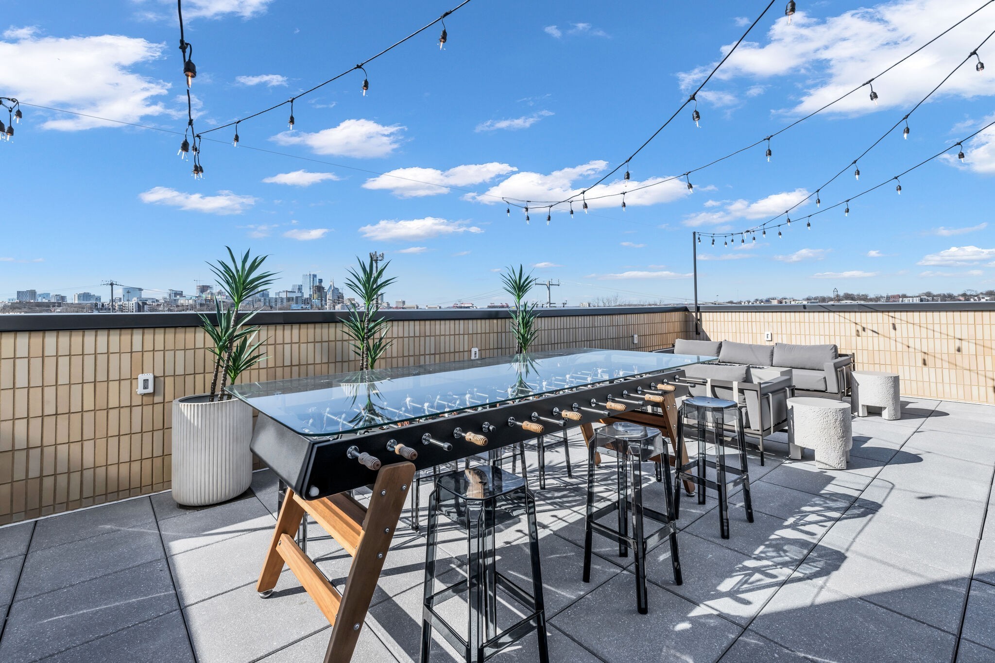 245 Hermitage Avenue Unit: 301