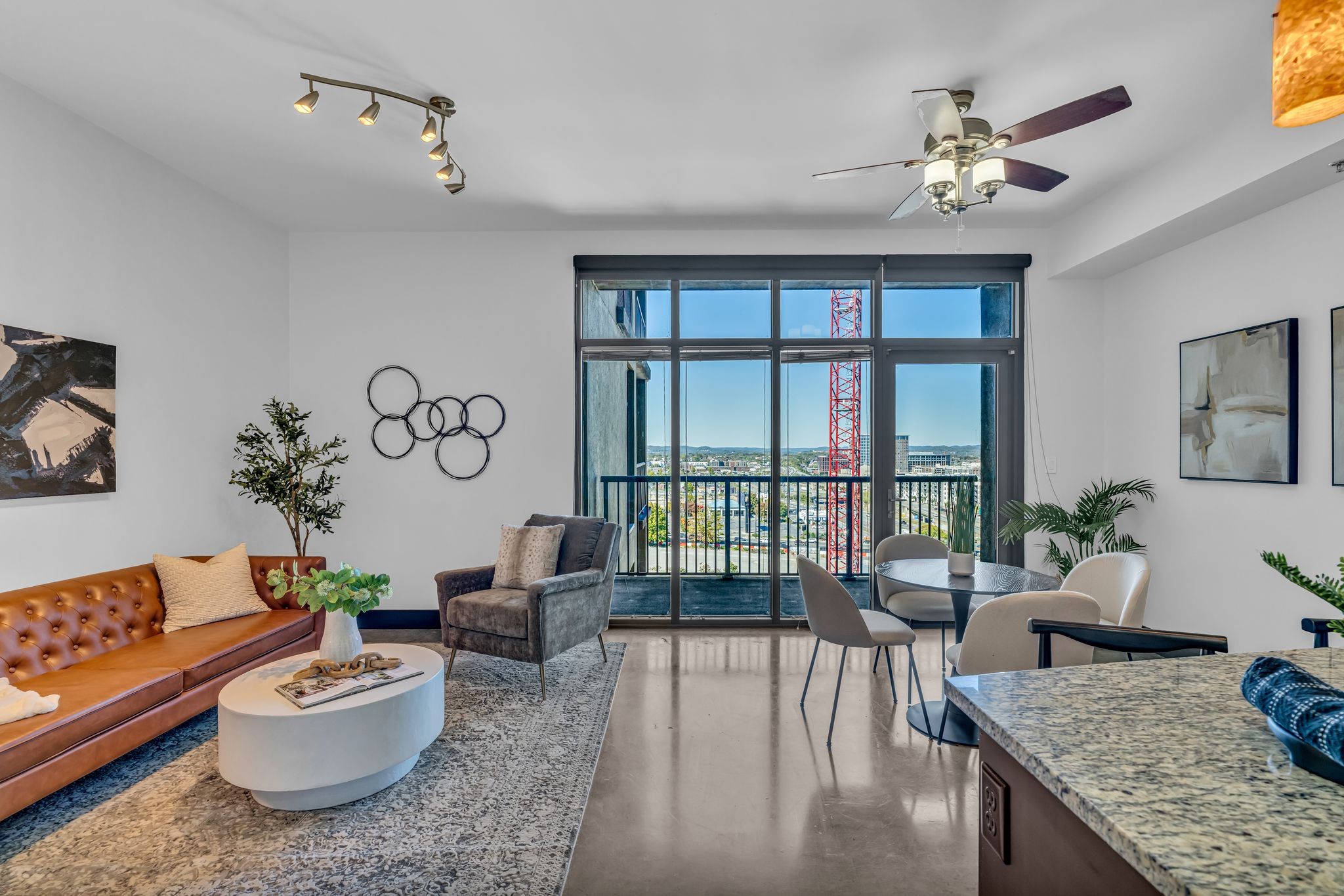 1510 Demonbreun St Unit: 907
