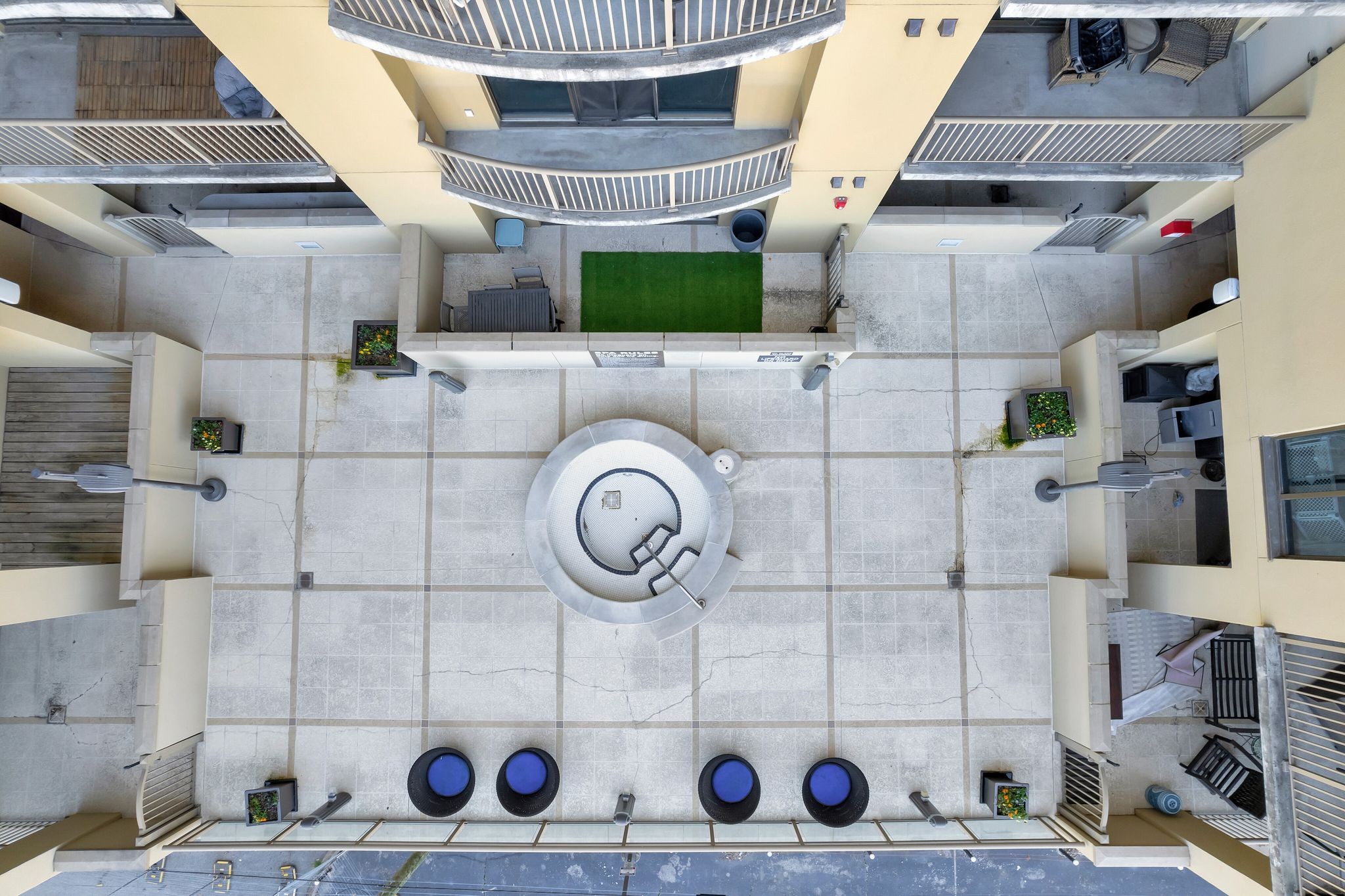 1510 Demonbreun St Unit: 907
