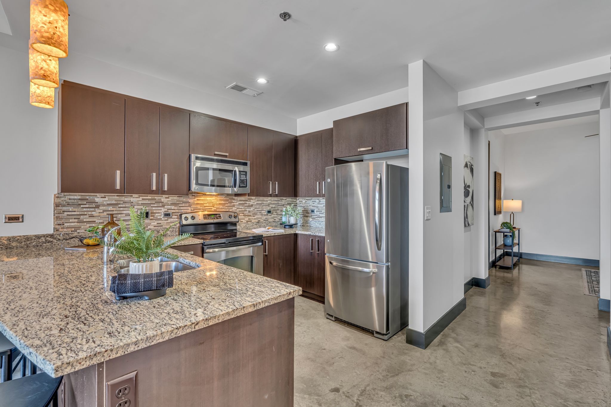 1510 Demonbreun St Unit: 907