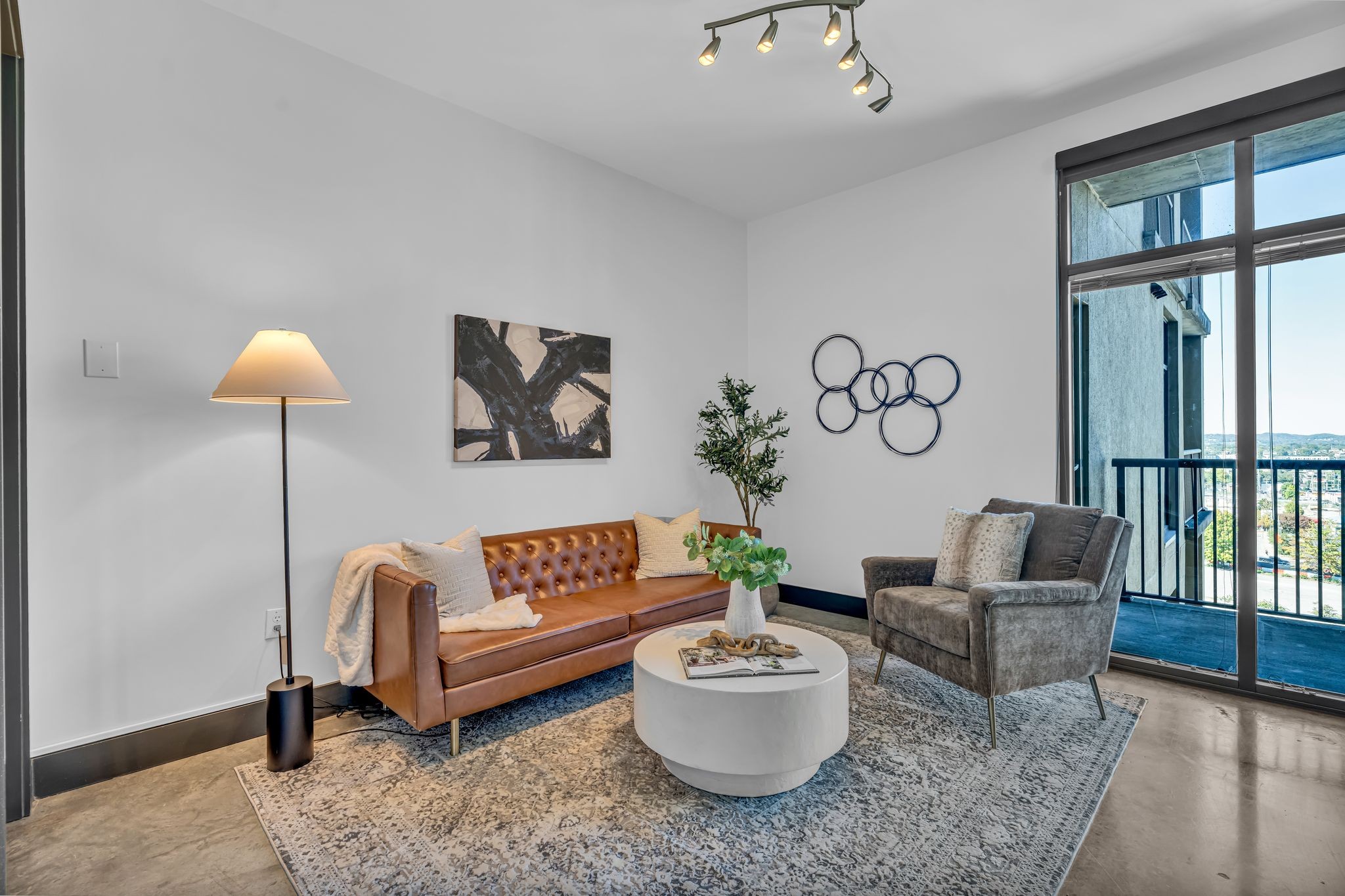 1510 Demonbreun St Unit: 907