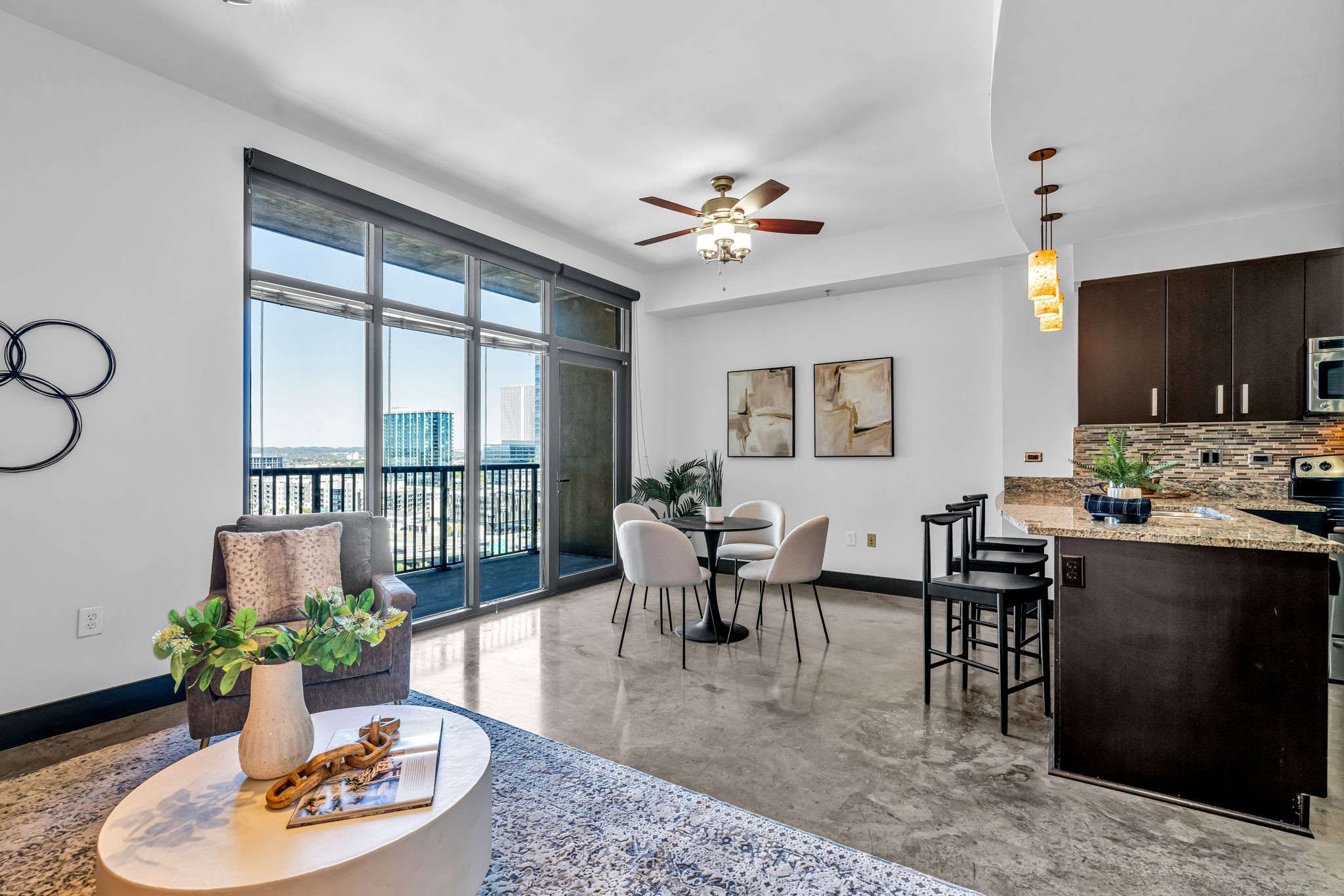 1510 Demonbreun St Unit: 907