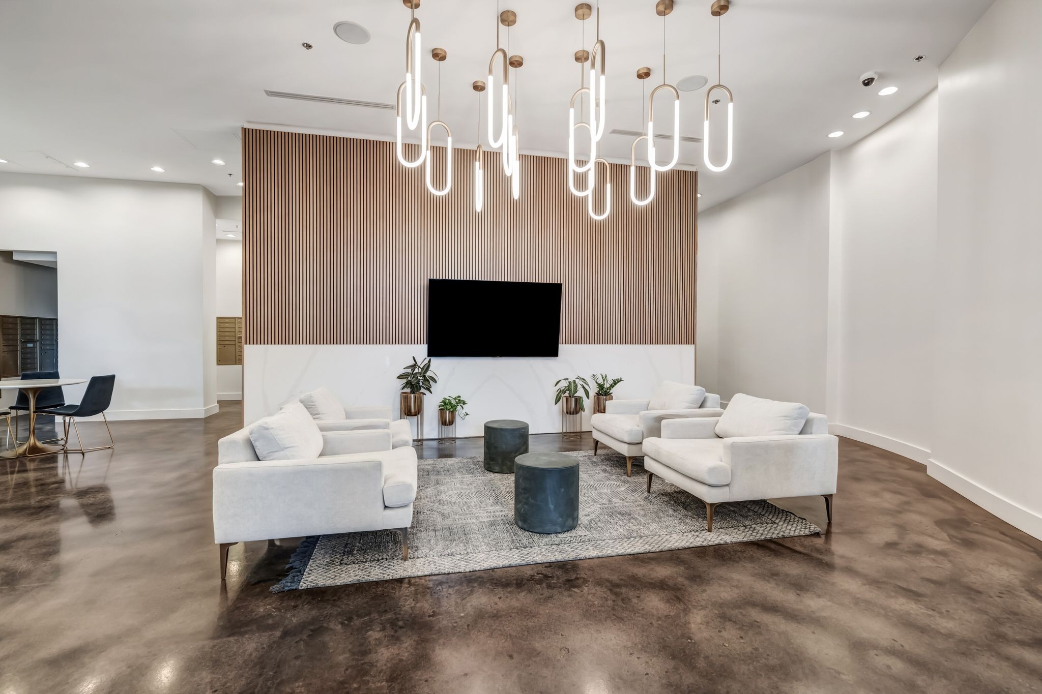 1510 Demonbreun St Unit: 907
