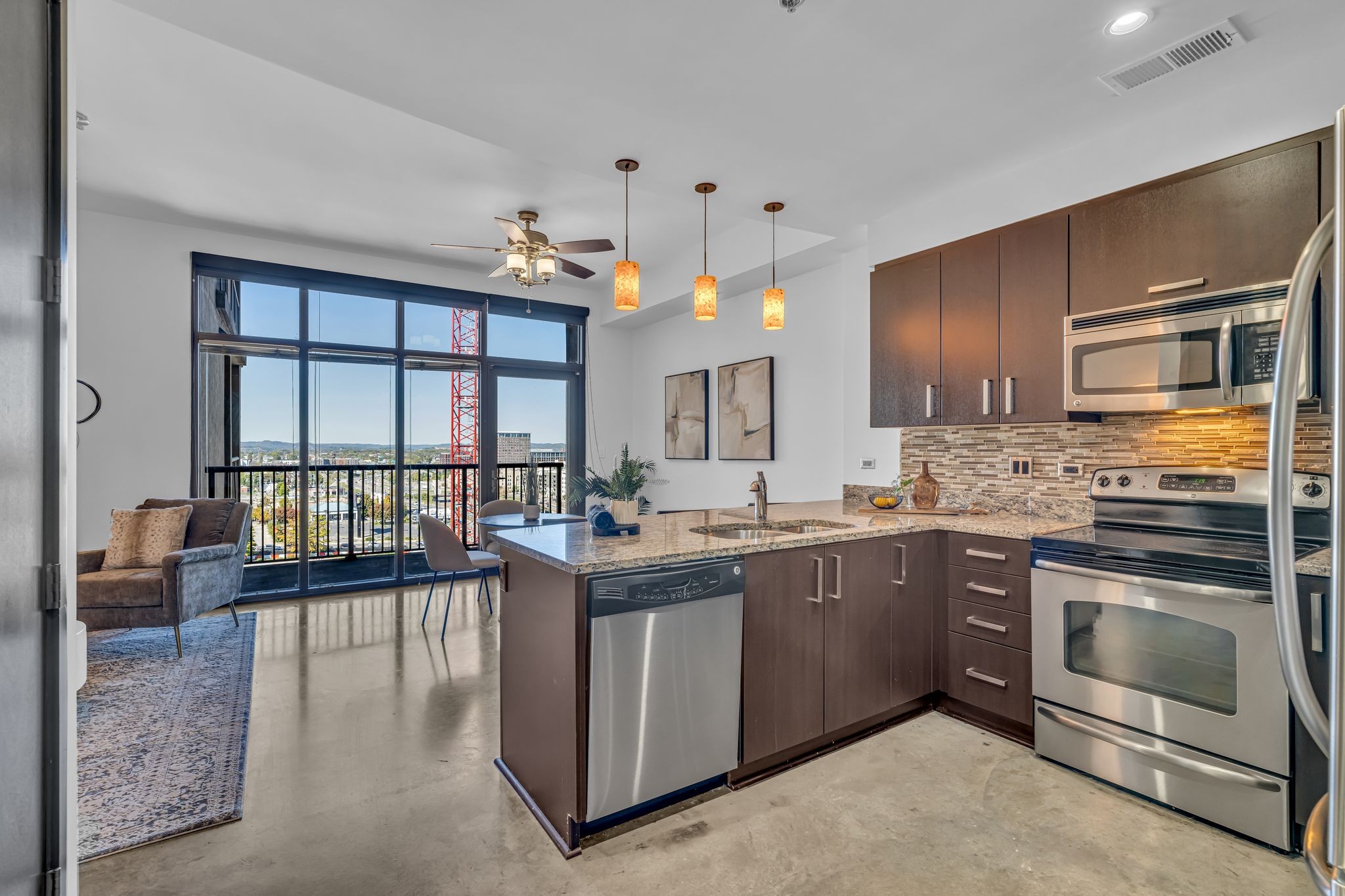1510 Demonbreun St Unit: 907