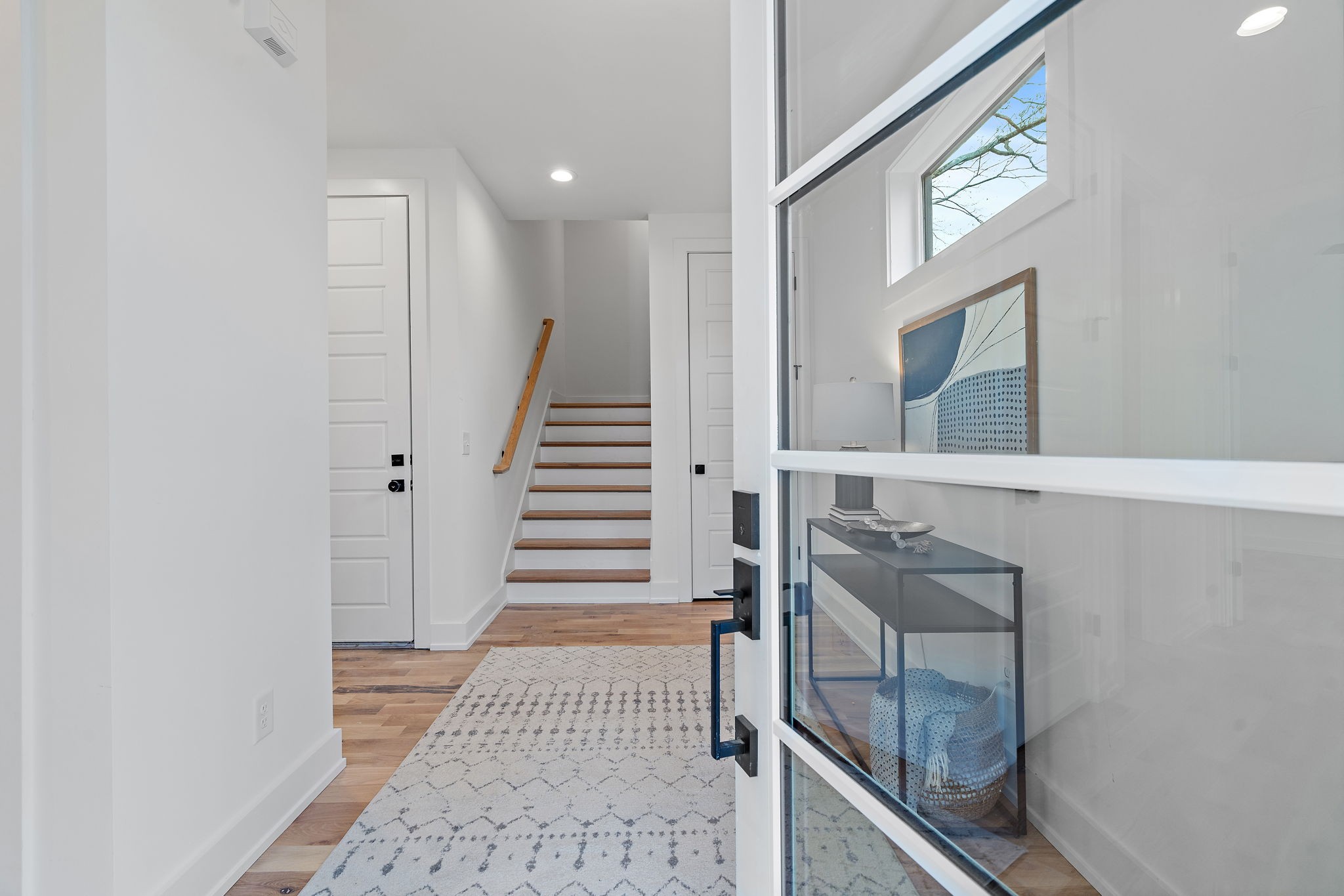 1105B Summit Ave