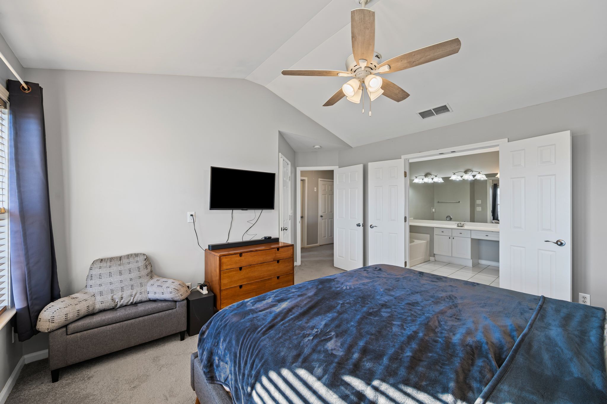 425 Old Towne Dr