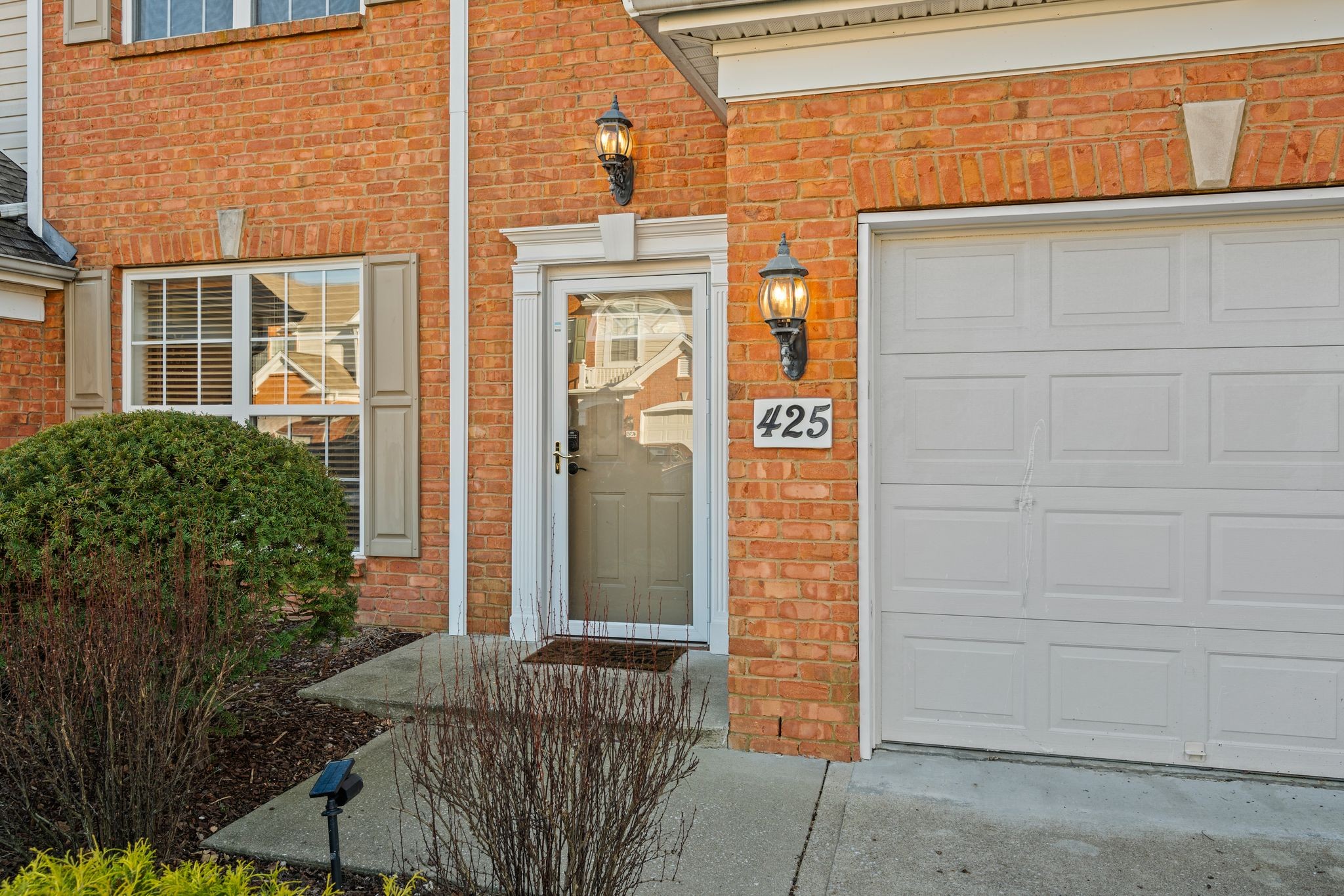 425 Old Towne Dr