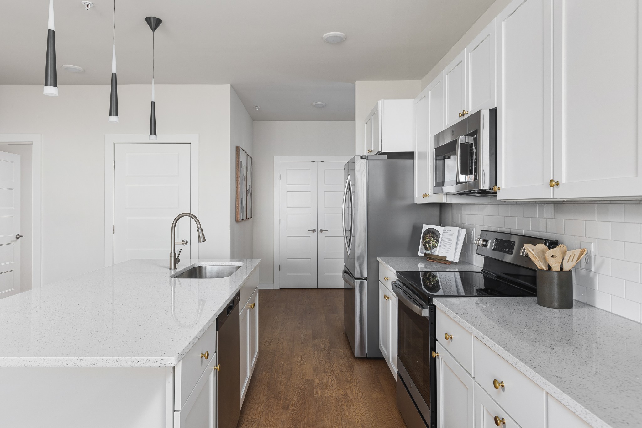 2900 Edwin Way Unit: 201