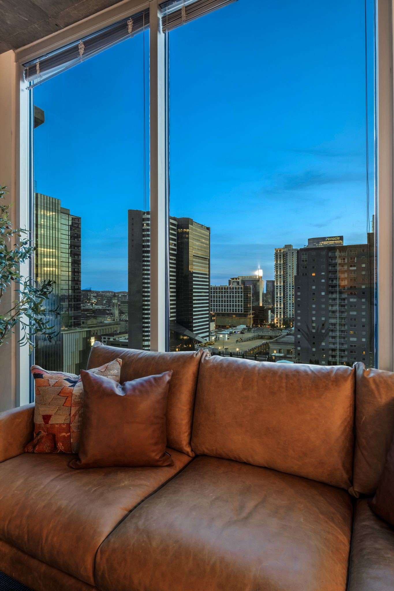 415 Church Street Unit: 1410