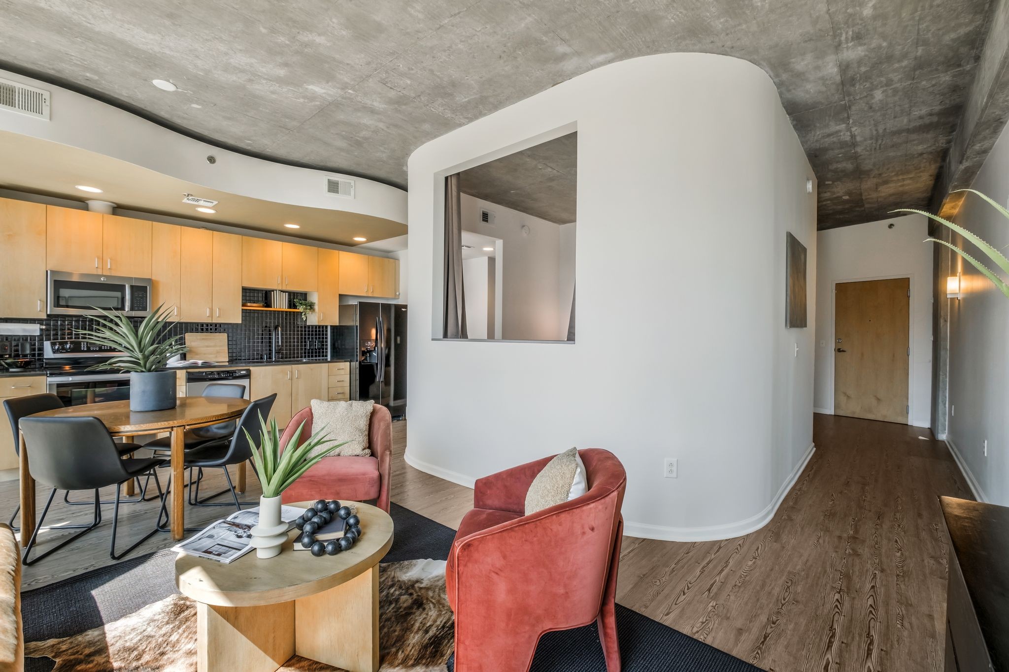 415 Church Street Unit: 1410