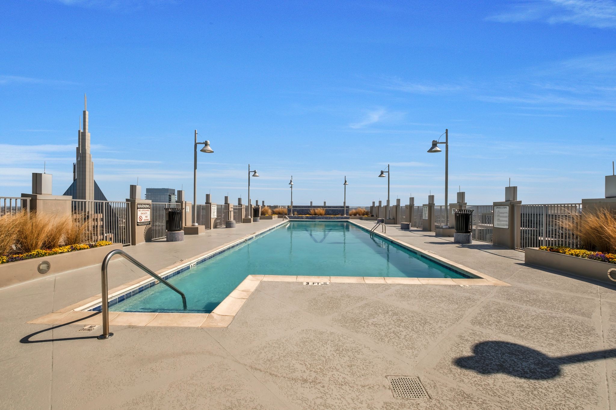 415 Church Street Unit: 1410