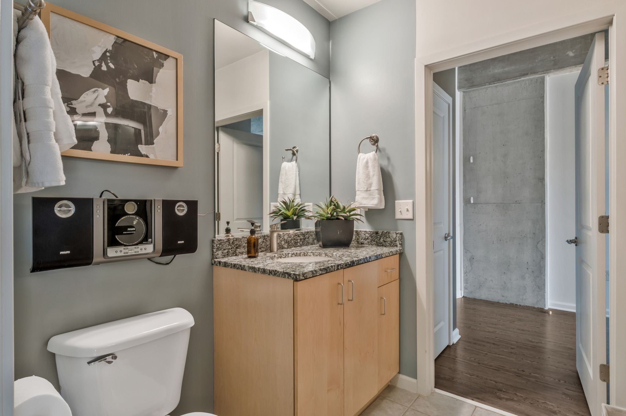 415 Church Street Unit: 1410