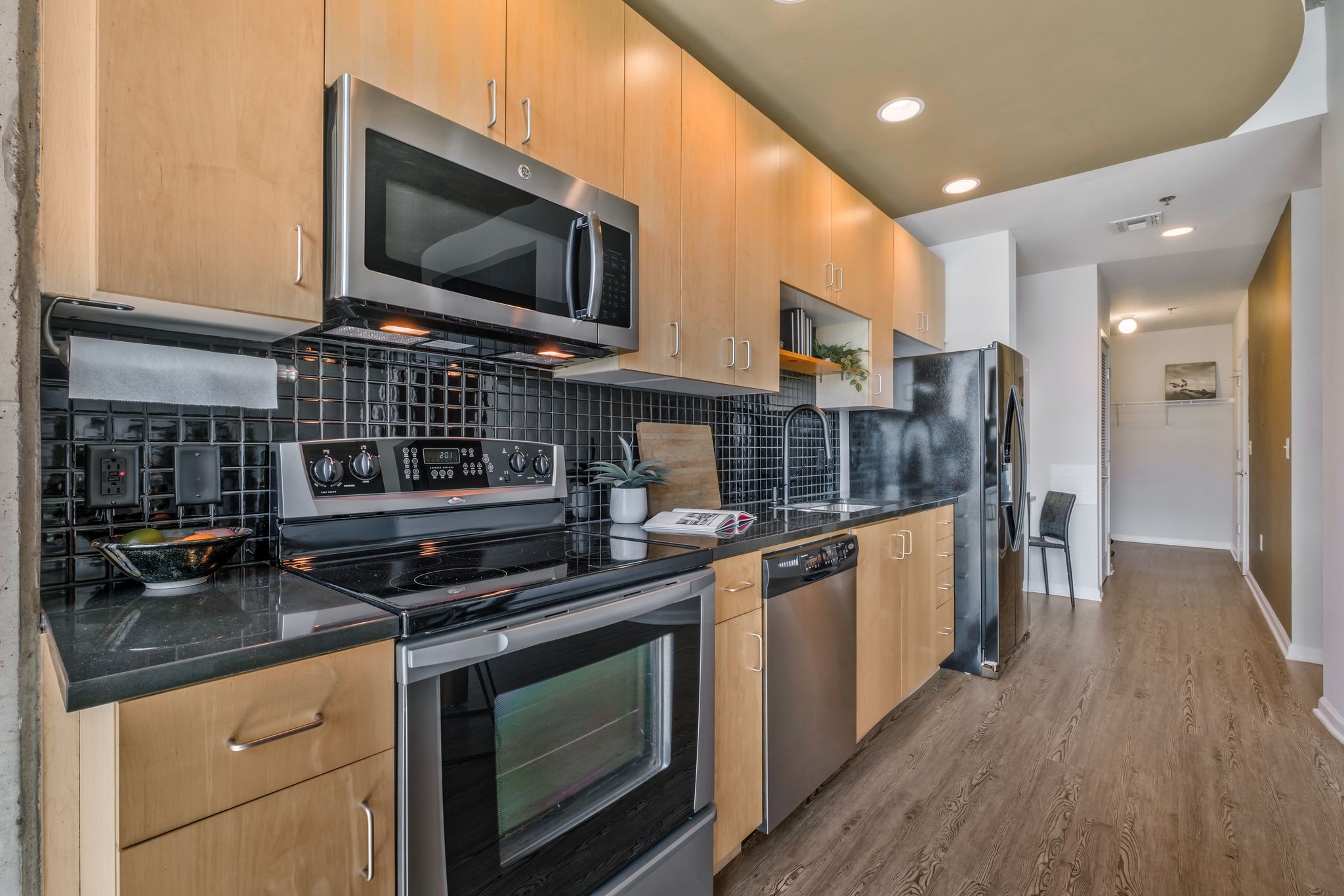 415 Church Street Unit: 1410