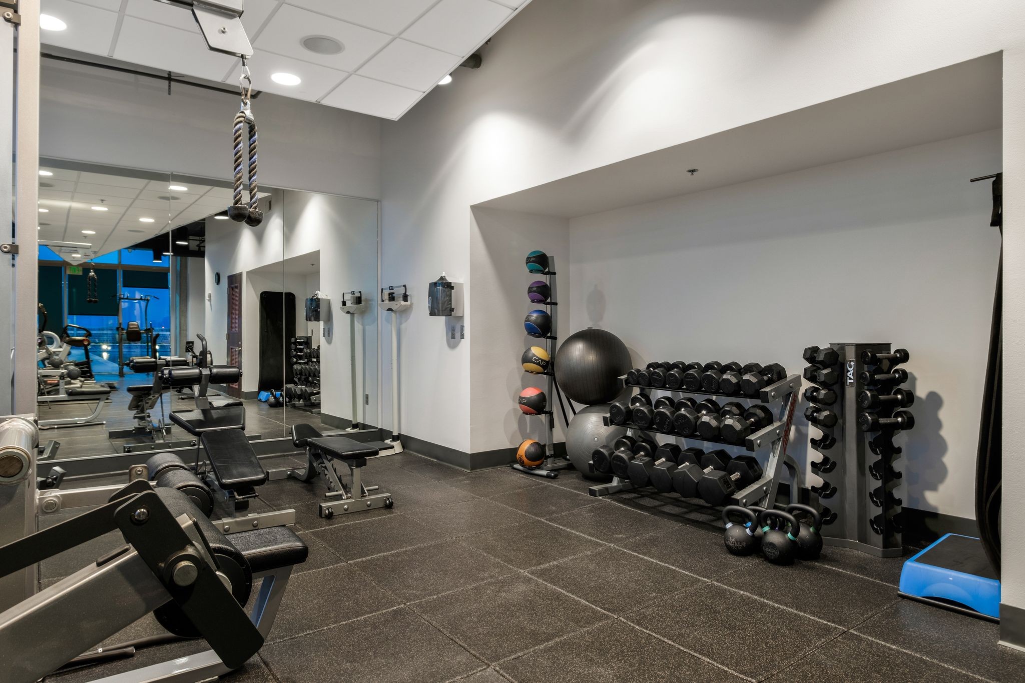 415 Church Street Unit: 1410