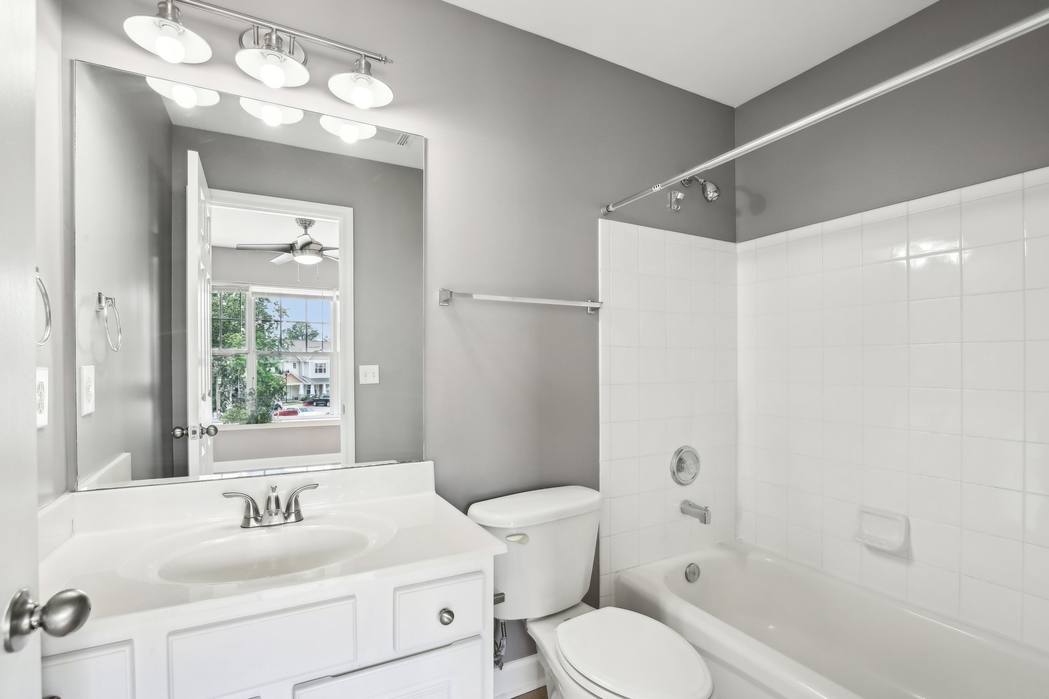 3535 Bell Rd Unit: 310