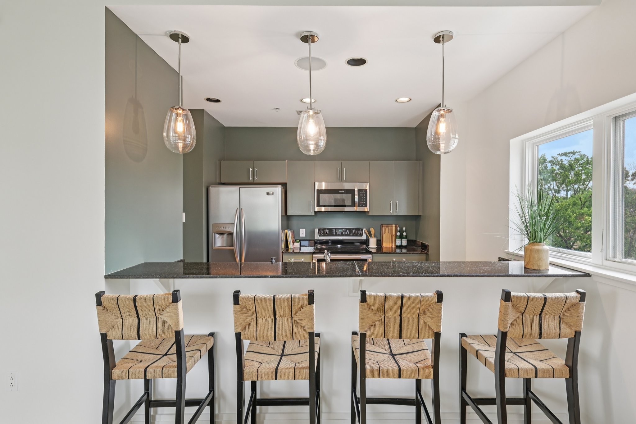 1101 18th Ave, S Unit: 401