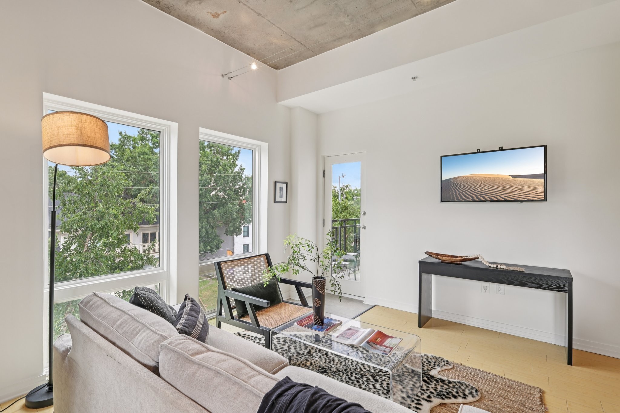 1101 18th Ave, S Unit: 401