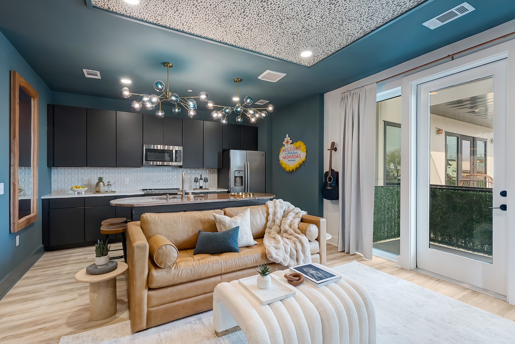 245 Hermitage Ave Unit: 202