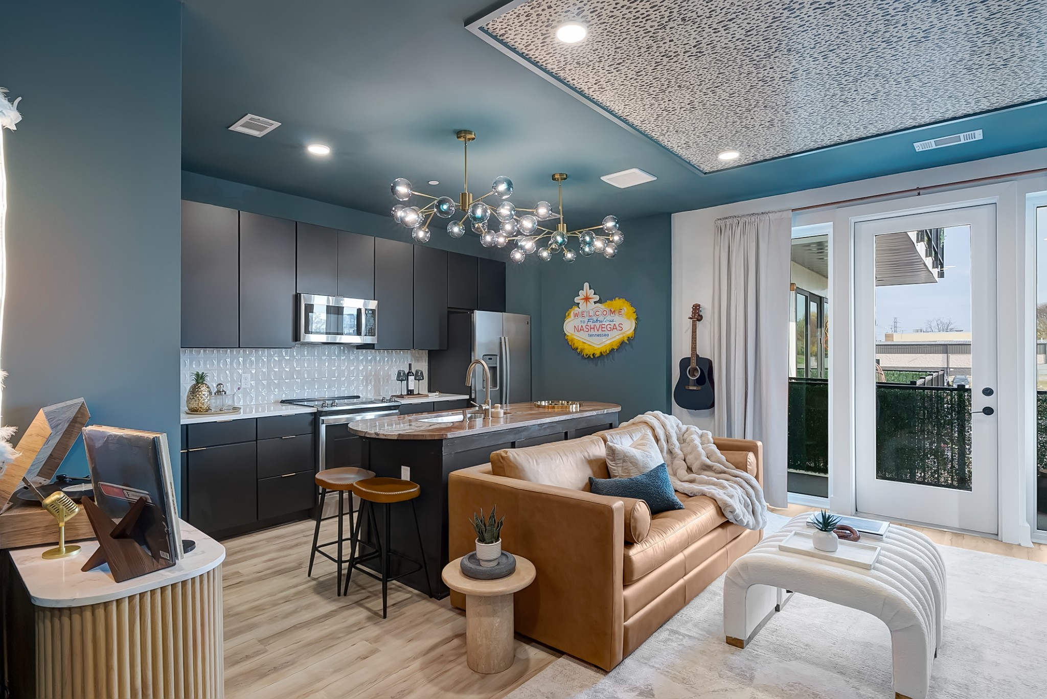 245 Hermitage Ave Unit: 202