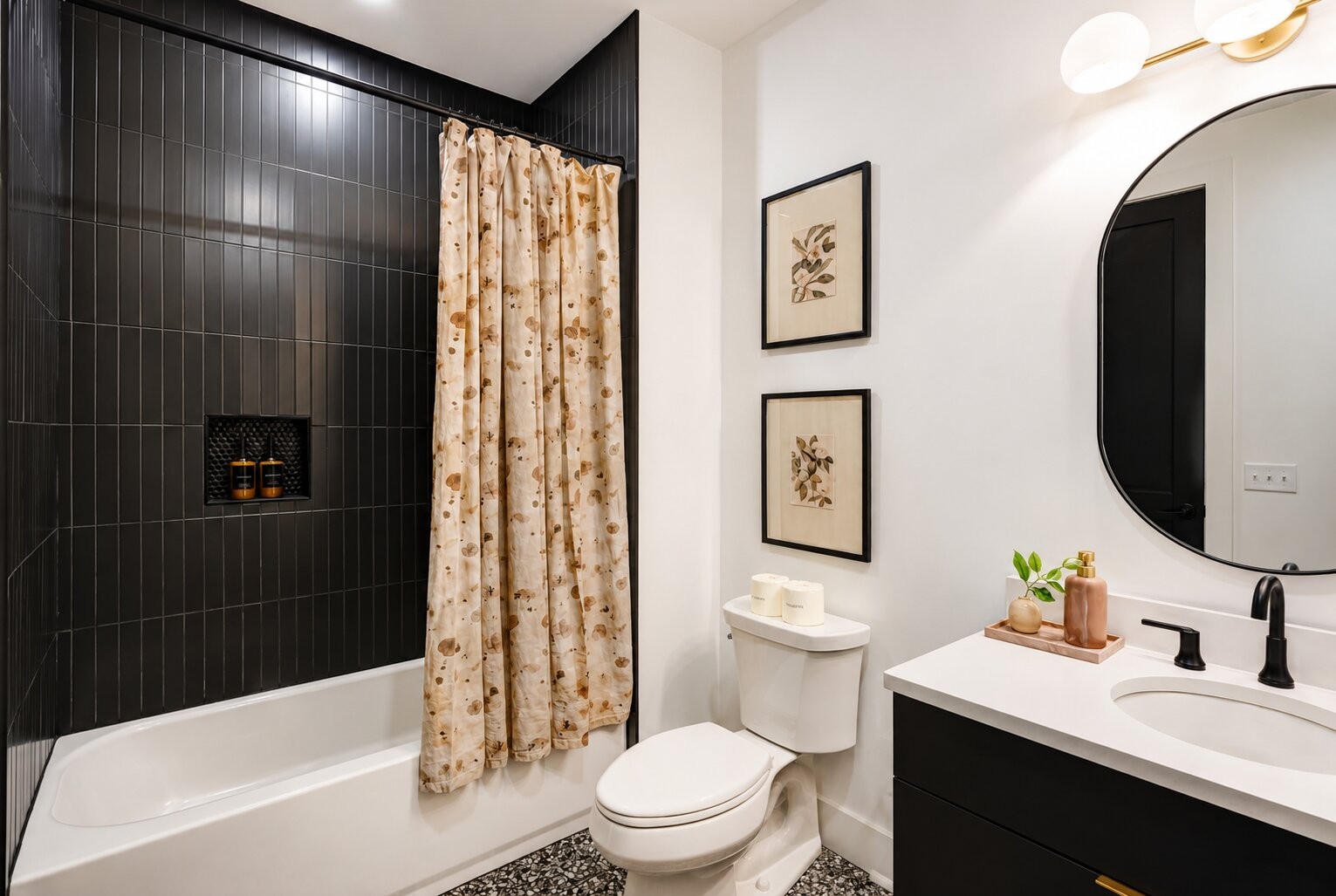245 Hermitage Ave Unit: 402