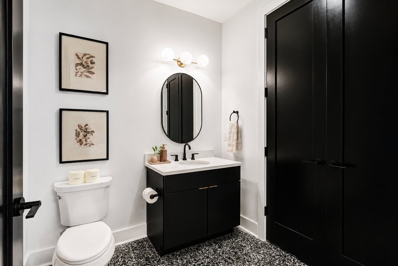 245 Hermitage Ave Unit: 402