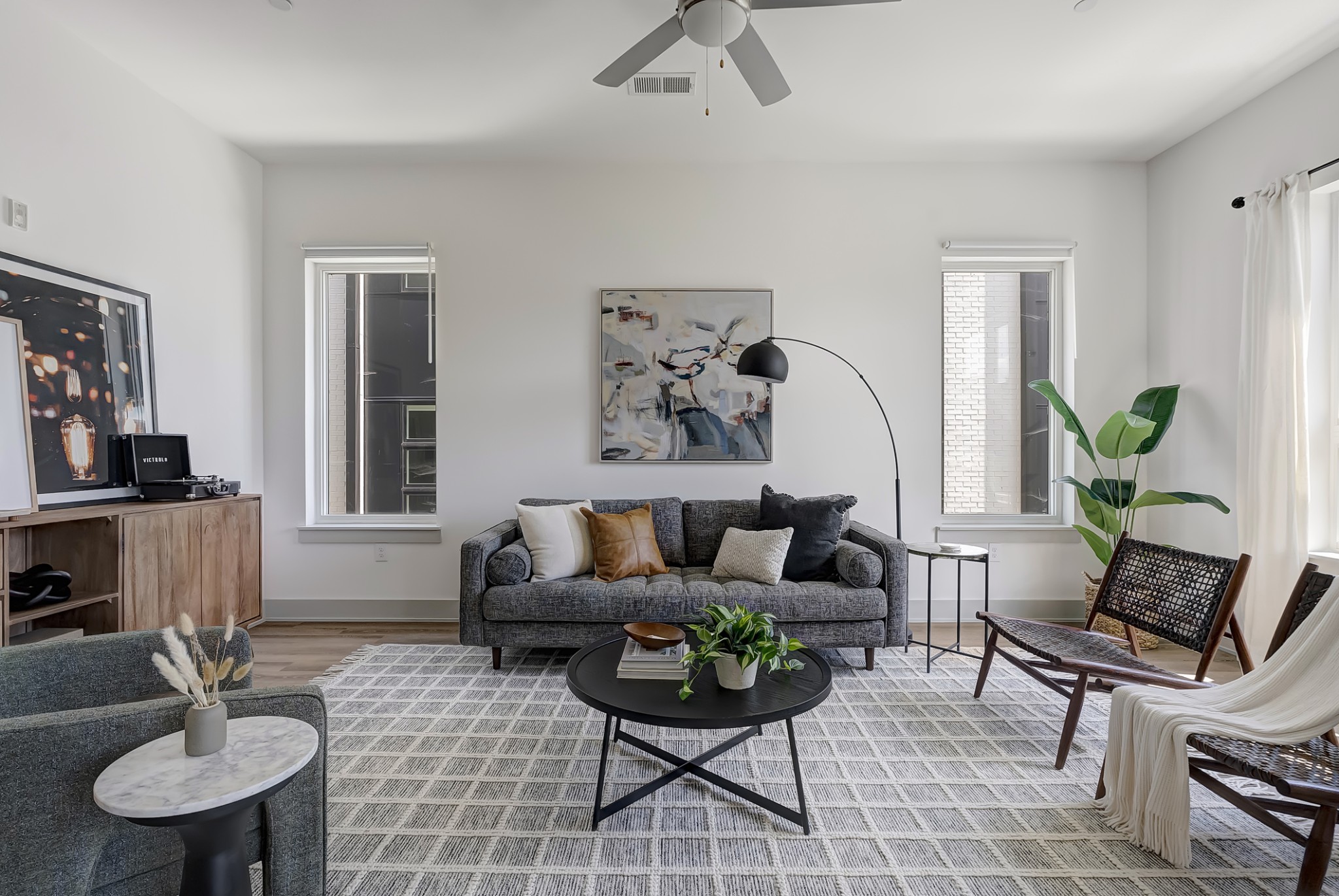 542 Southgate Ave Unit: 104
