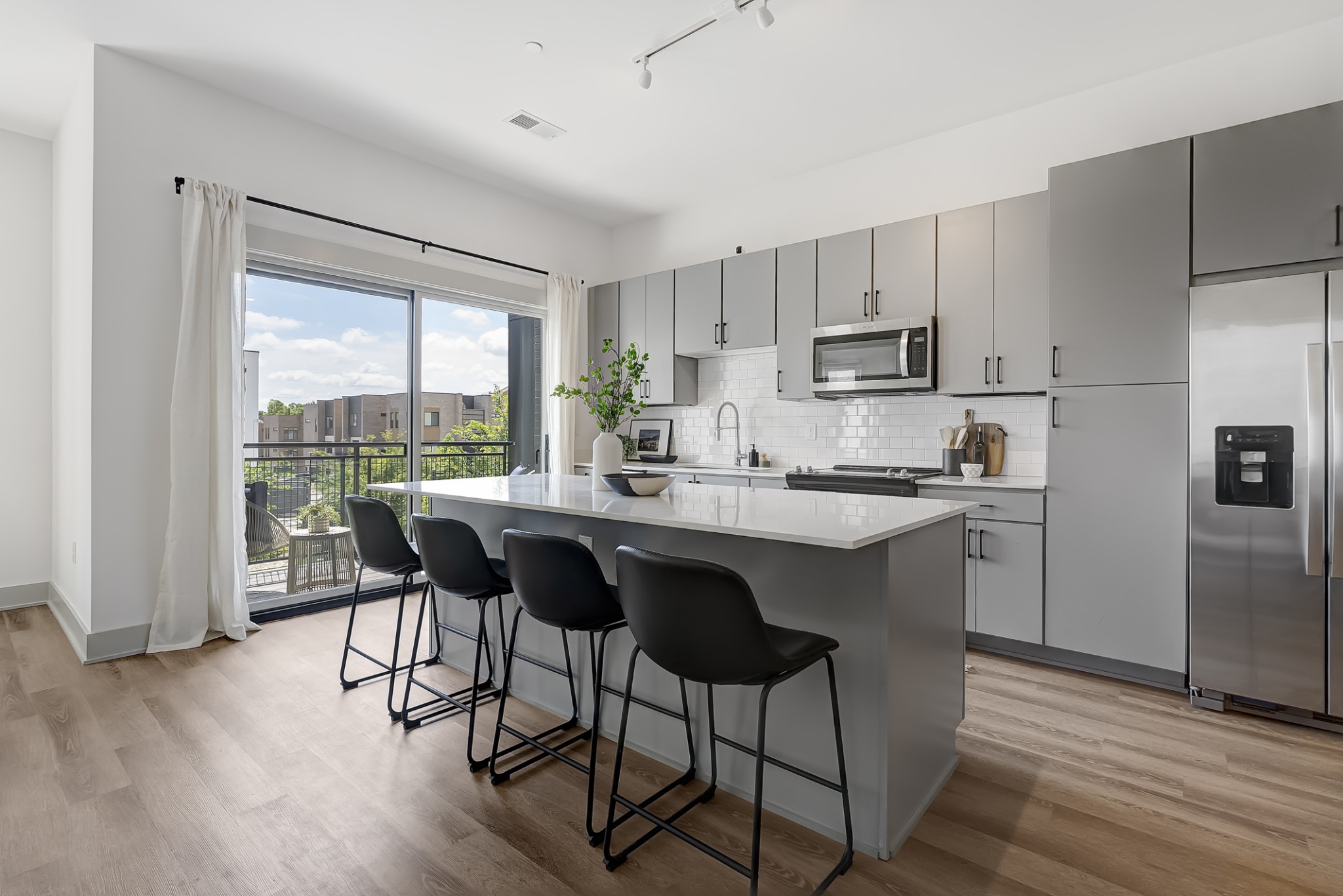 542 Southgate Ave Unit: 104