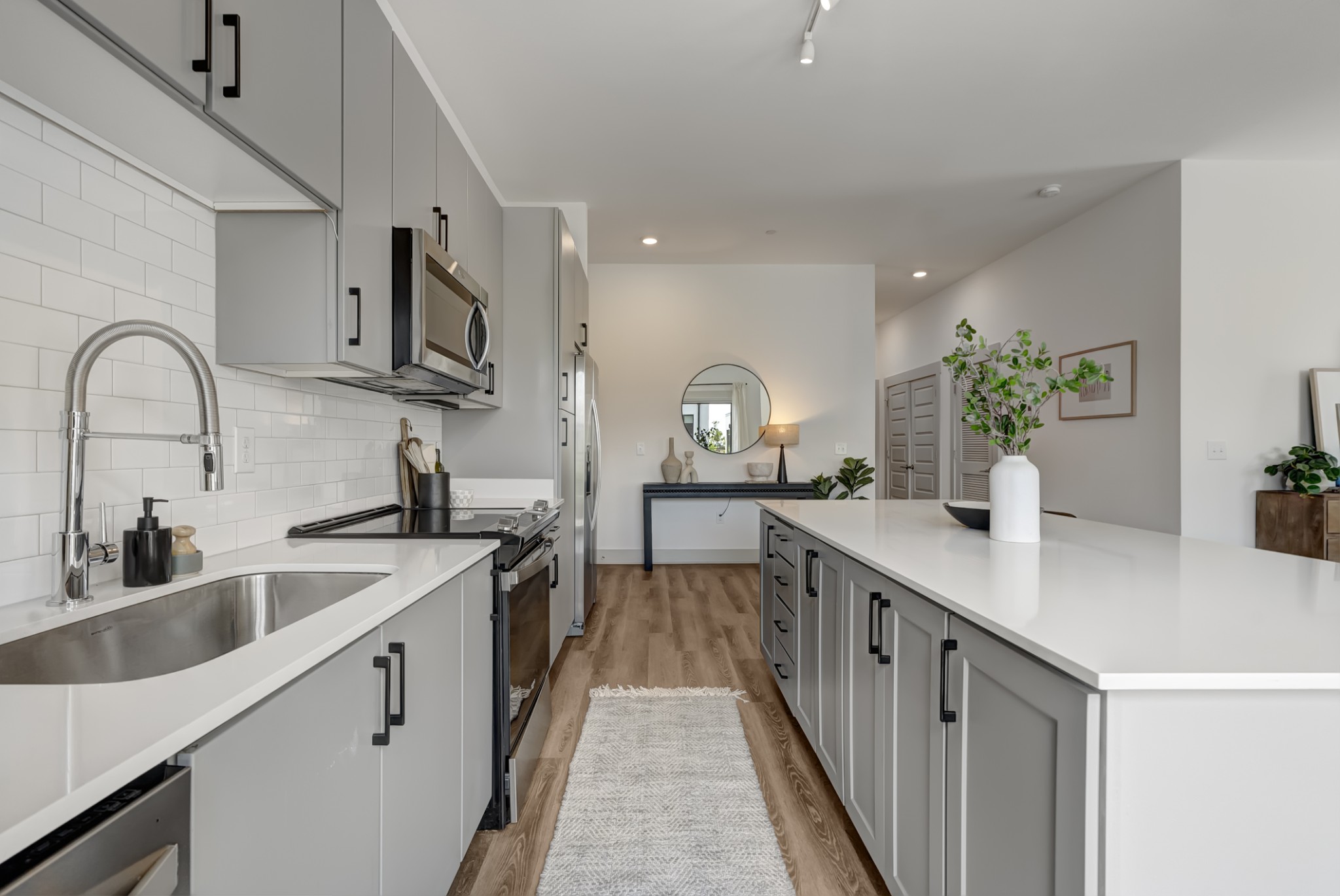 542 Southgate Ave Unit: 104